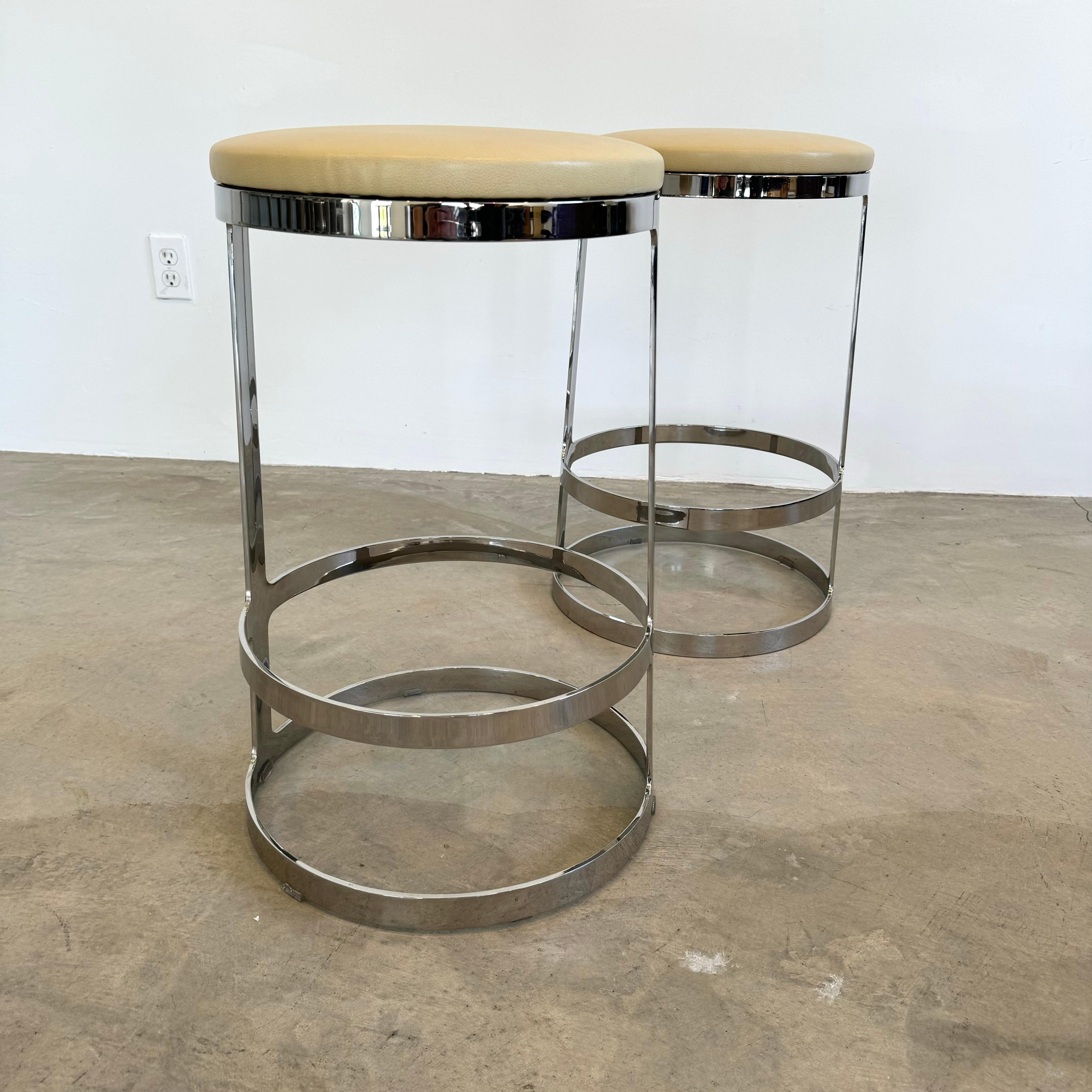 Set of Three Polished Steel and Leather Swivel Counter Stools, 2000s USA For Sale 6