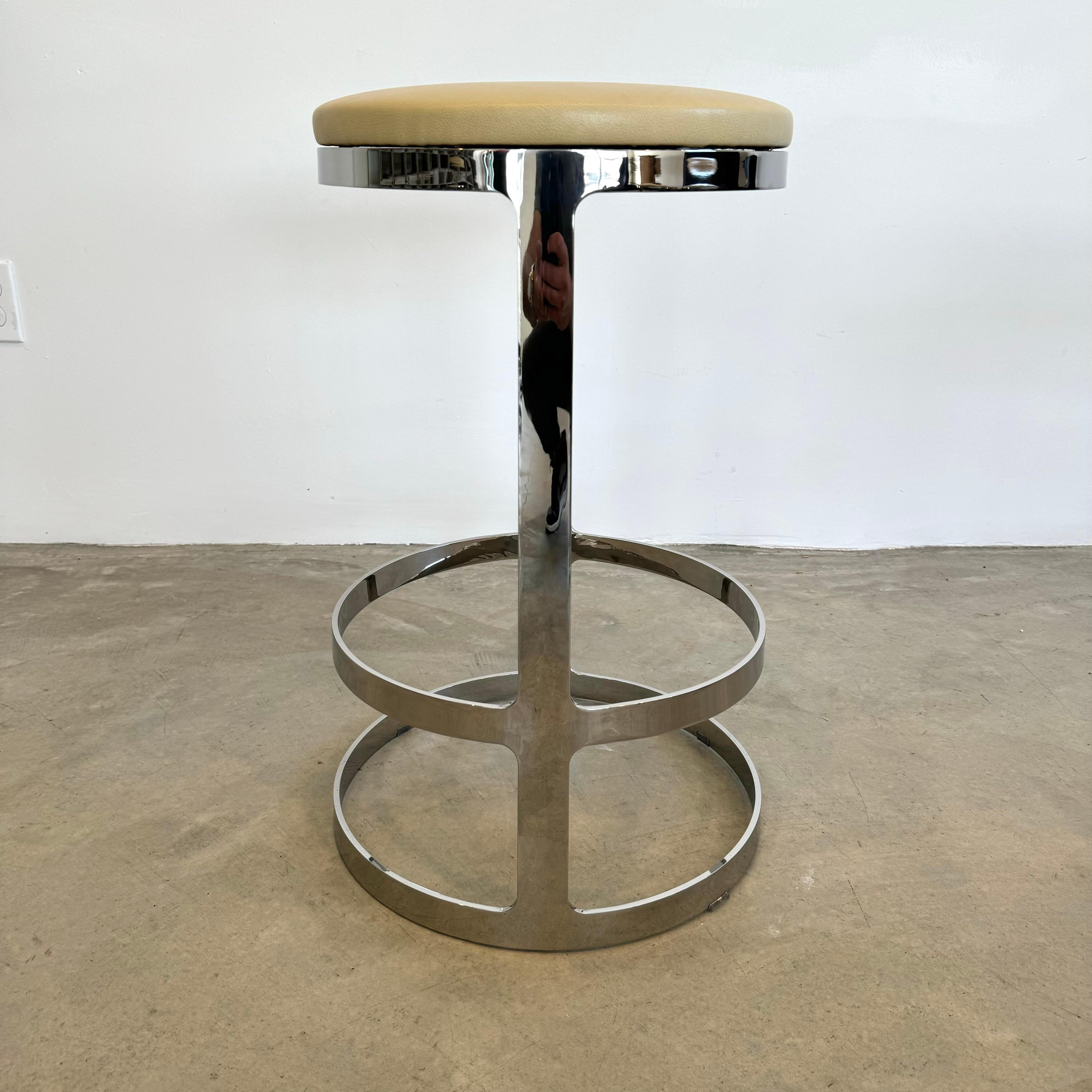 Set of Three Polished Steel and Leather Swivel Counter Stools, 2000s USA For Sale 1
