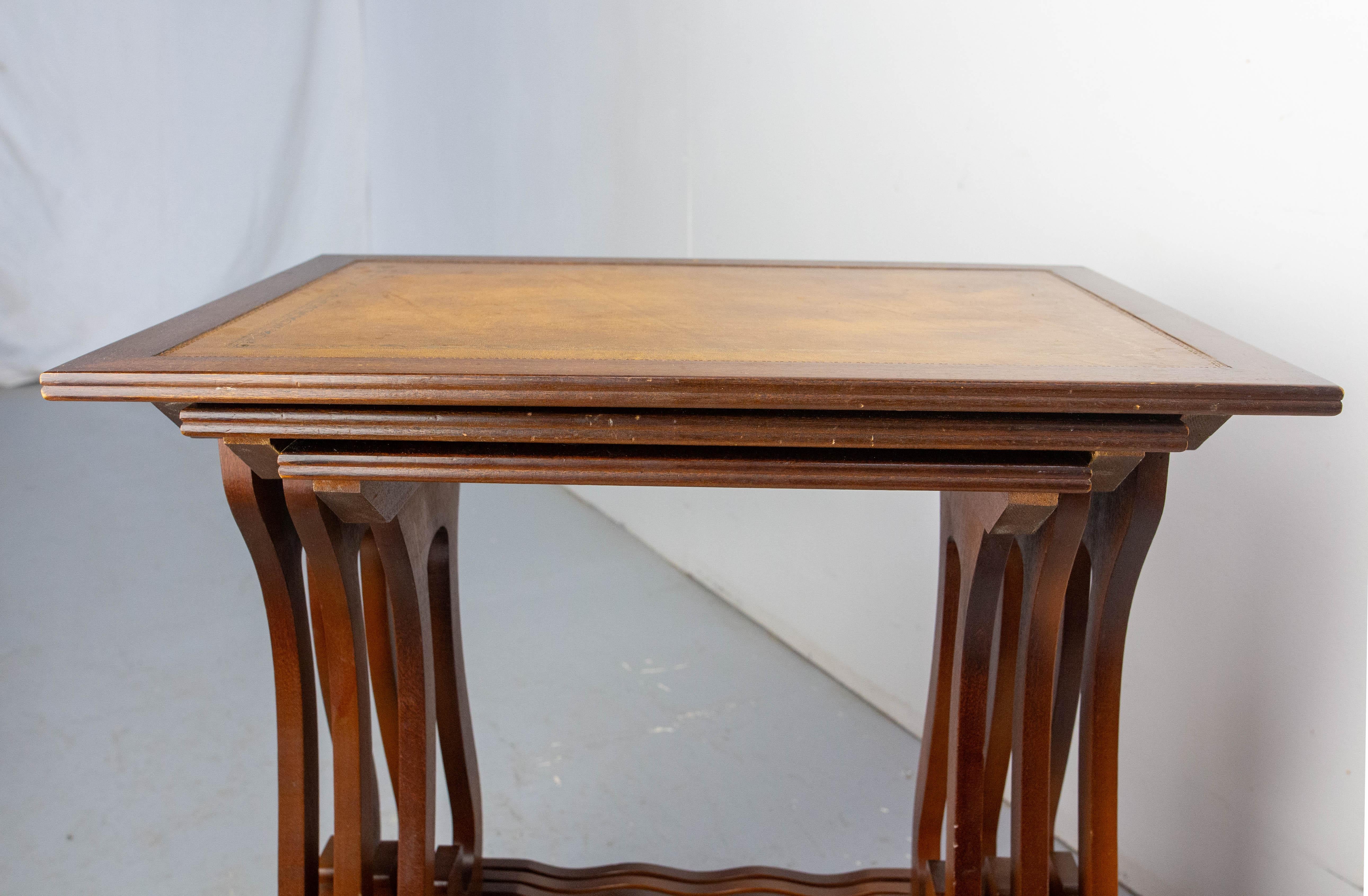 Set of Three Poplar Nesting Tables with Top Recovered of Leather Mid-Century For Sale 5