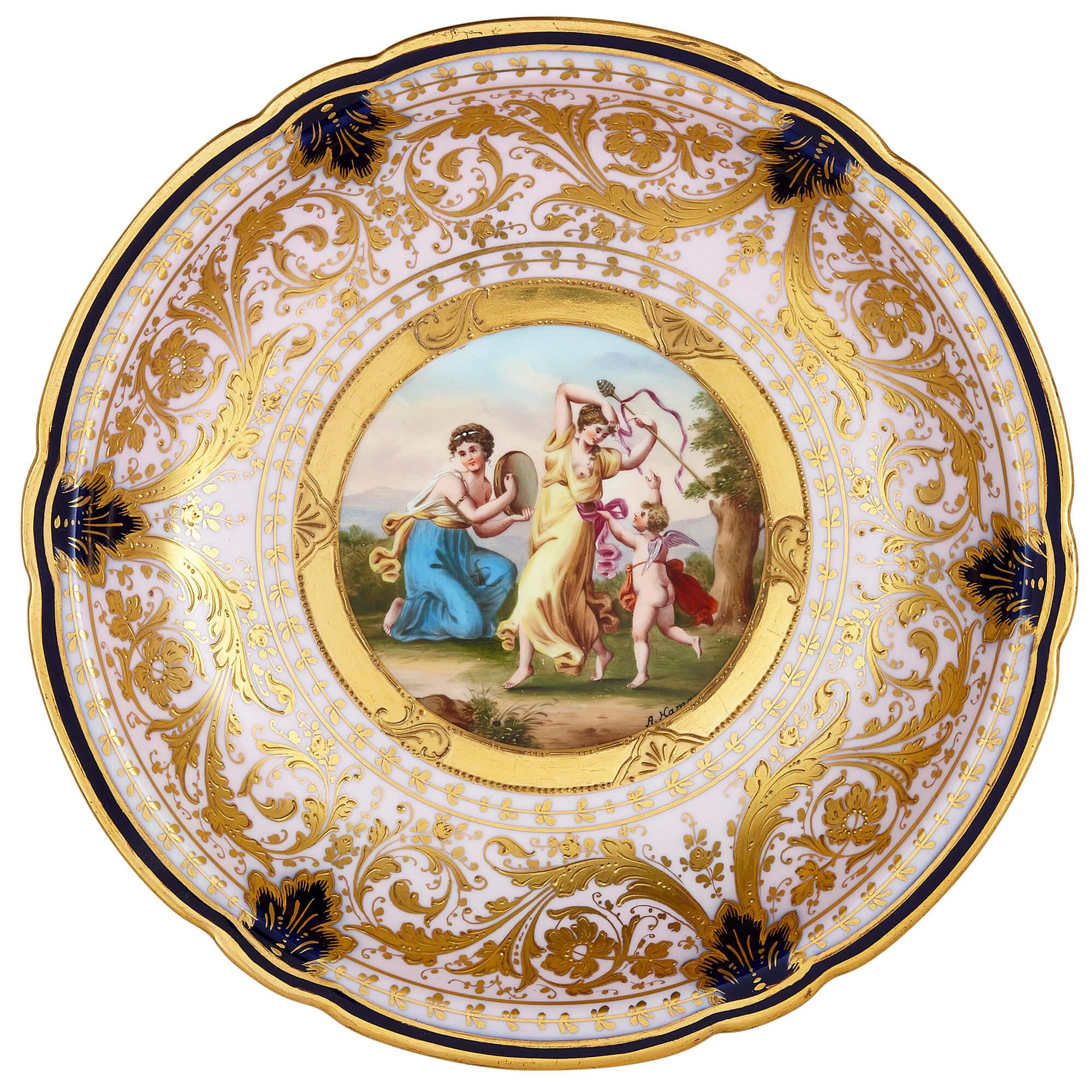 Set von drei Porzellantellern von Royal Vienna im Angebot 1