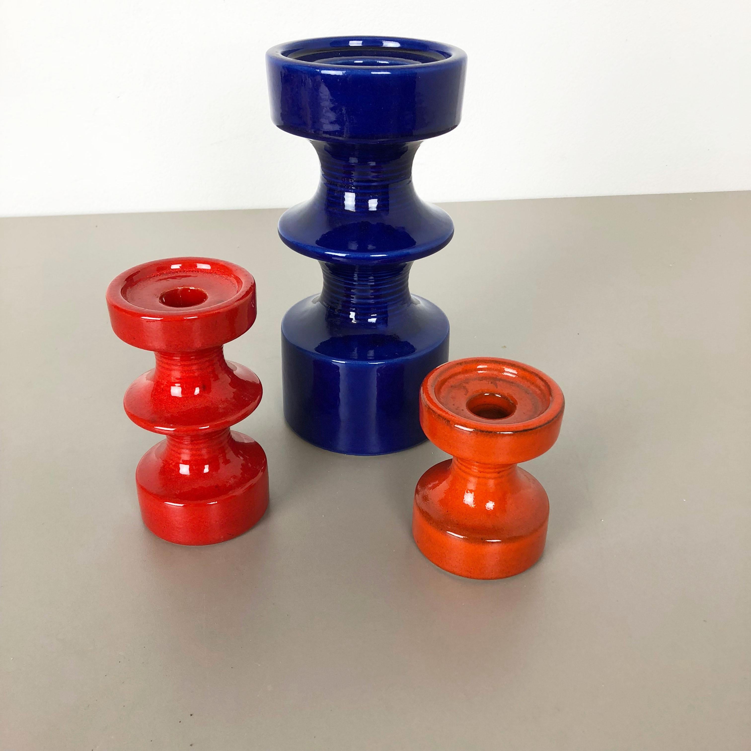 Article:

Set of three ceramic candleholder elements



Producer:

Steuler, Germany


Design:

Cari Zalloni



Decade:

1970s


Description:

These original vintage candleholder was produced in the 1970s in Germany. It is