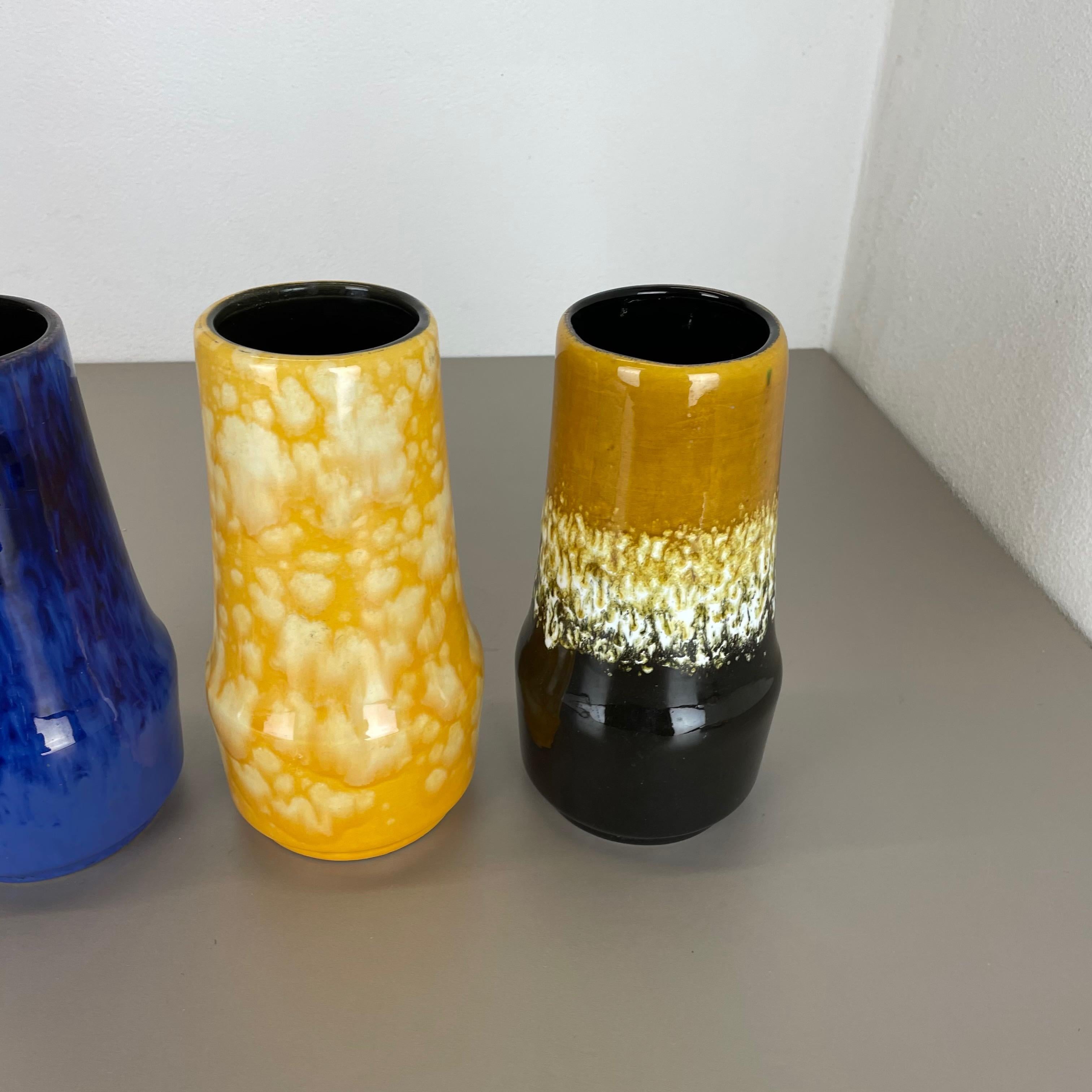 Set von drei „Supercolor“-Vasen aus Keramik „Fast Lava“ von Scheurich, Deutschland 1970er Jahre (20. Jahrhundert) im Angebot