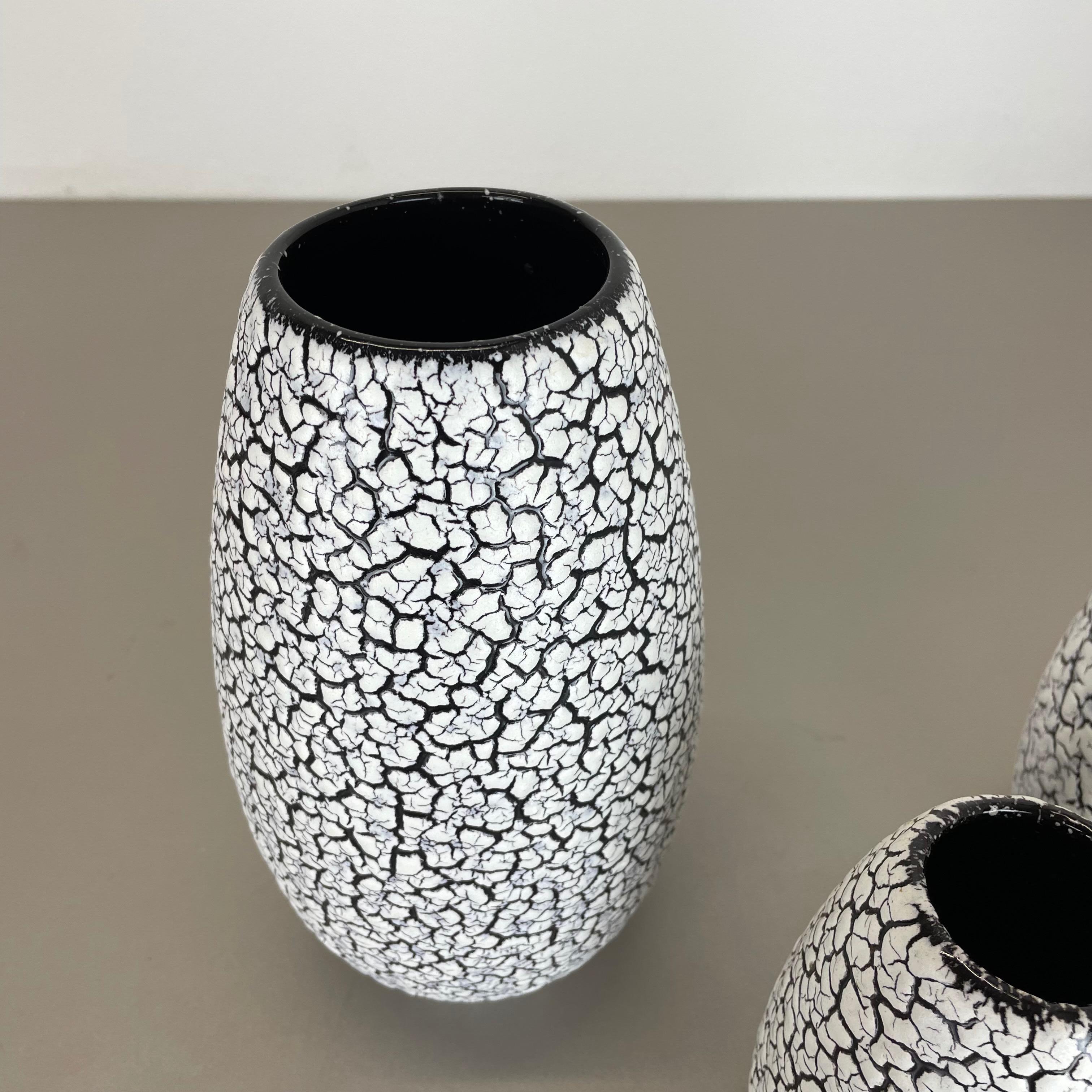 Ensemble de trois vases en poterie de lave grasse Craquele de Jasba, Allemagne, 1970 en vente 2