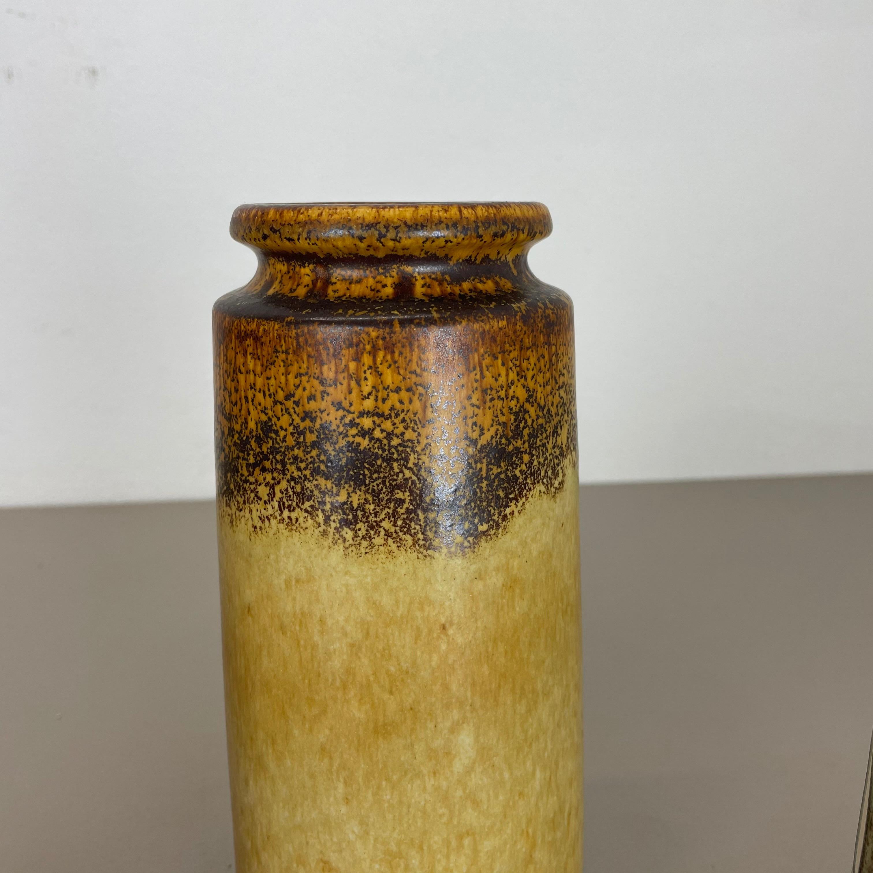 Set di tre vasi in ceramica grassa 