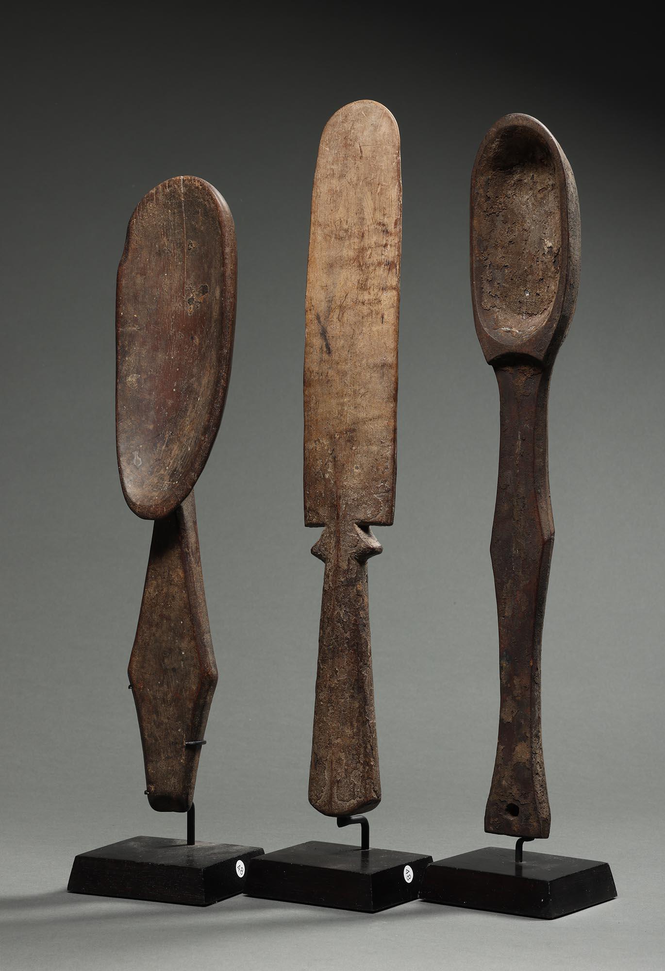 Malien Ensemble de trois rares cuillères en bois Fang, Gabon, Afrique ancienne collection provenance en vente