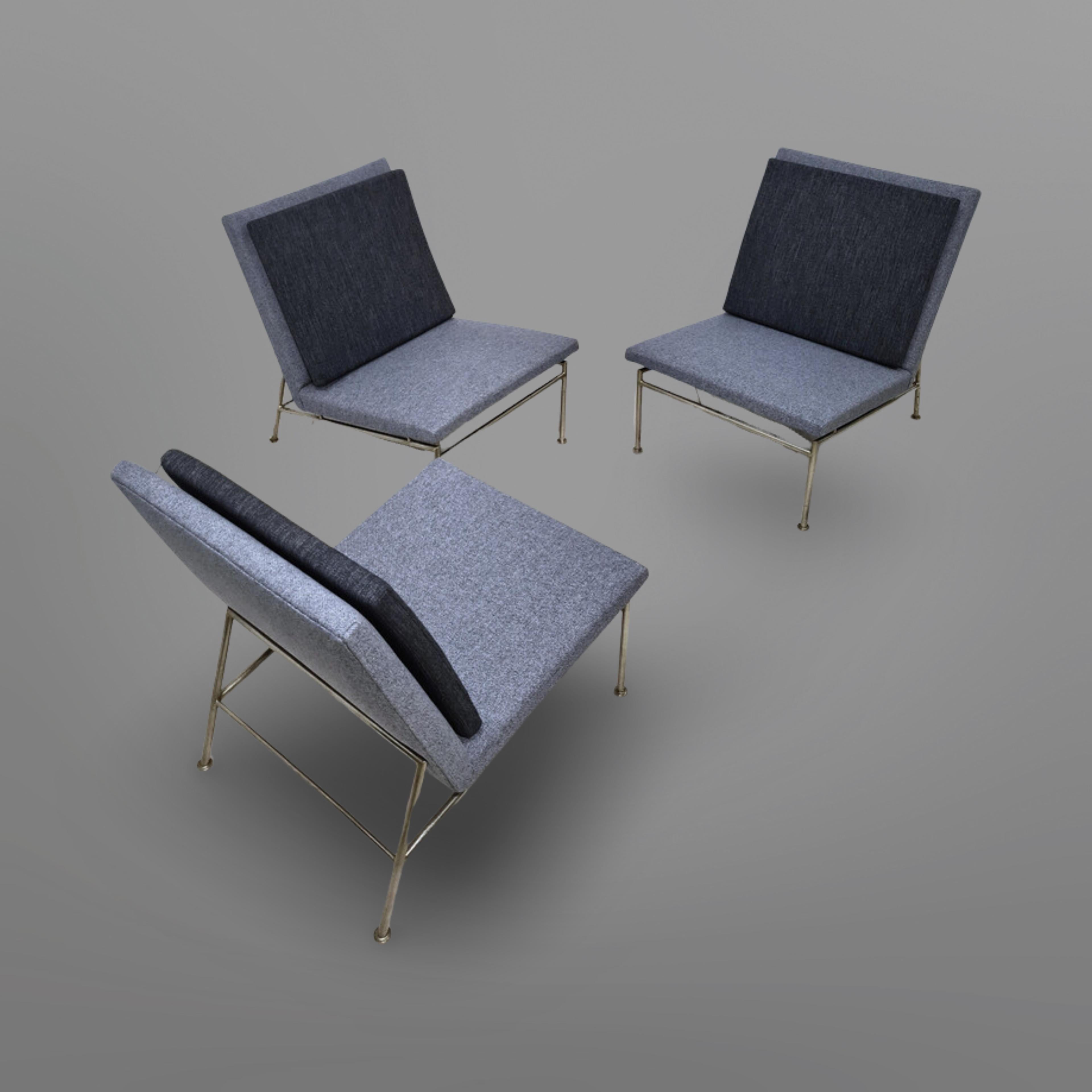 Set of three rare lounge chairs by Cho Kiang Ie and Theo Ruth for Artifort In Good Condition For Sale In ECHT, NL