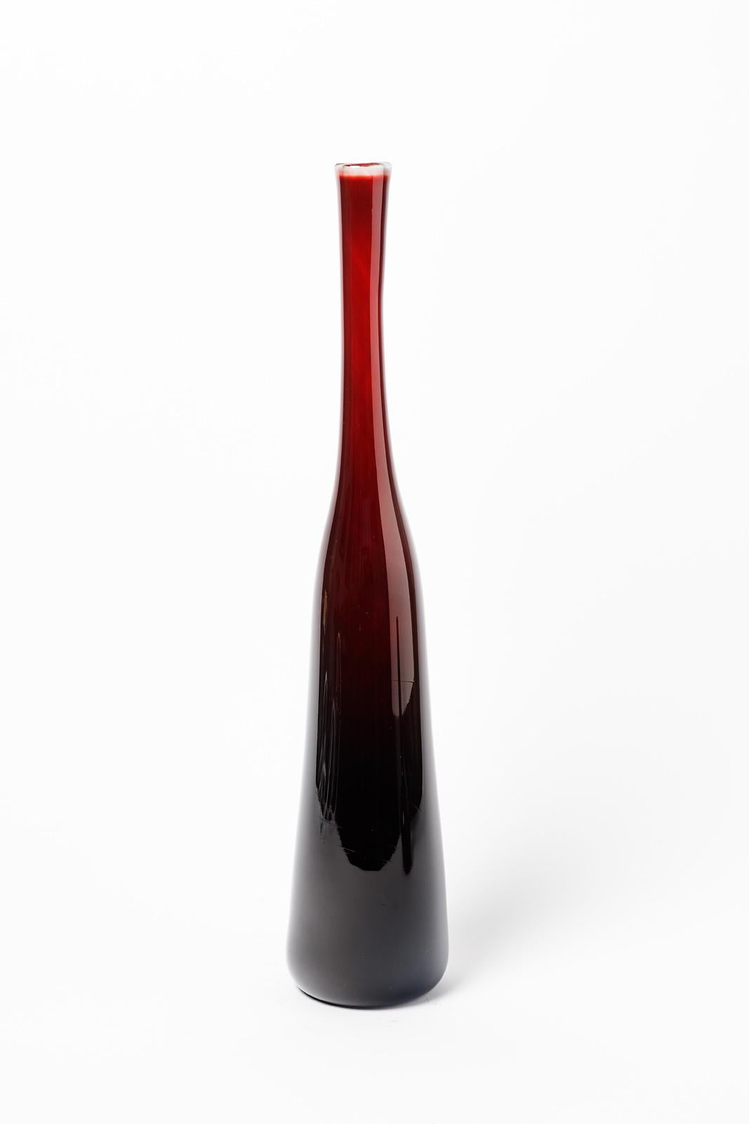 Set of Three Red 20th Century Glass Design by Claude Morin Modern Bottle Vase In Excellent Condition In Neuilly-en- sancerre, FR