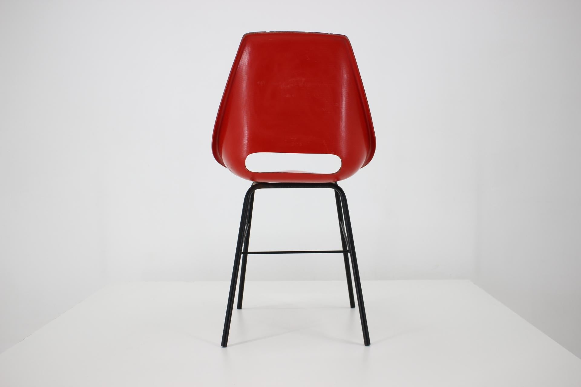 Mid-Century Modern Set of Three Red Design Fiberglass Dining Chairs / Czechoslovakia, 1960s For Sale