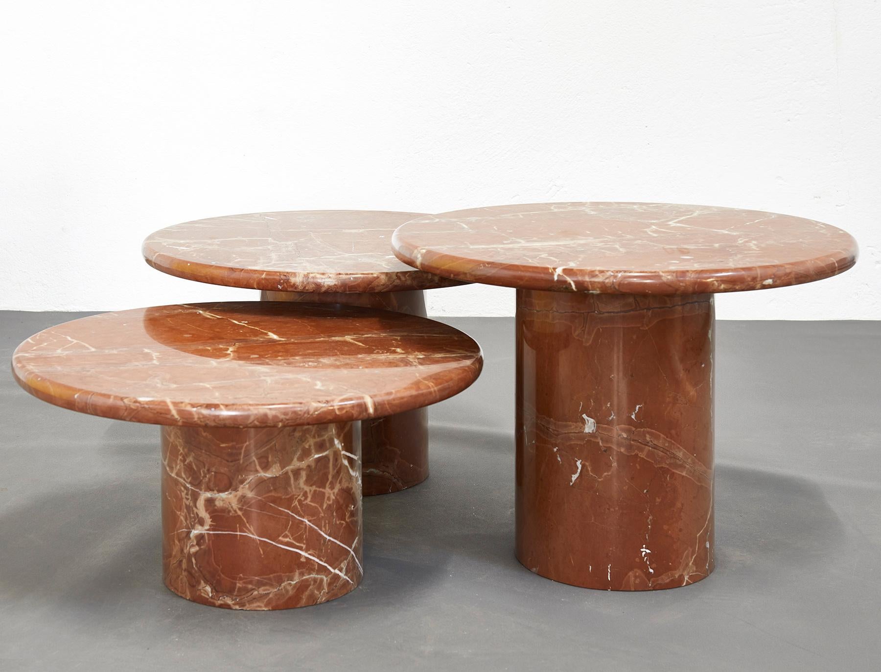 Italian Set of Three Red Verona Marble Round Coffee or Side Tables, Italy 1980