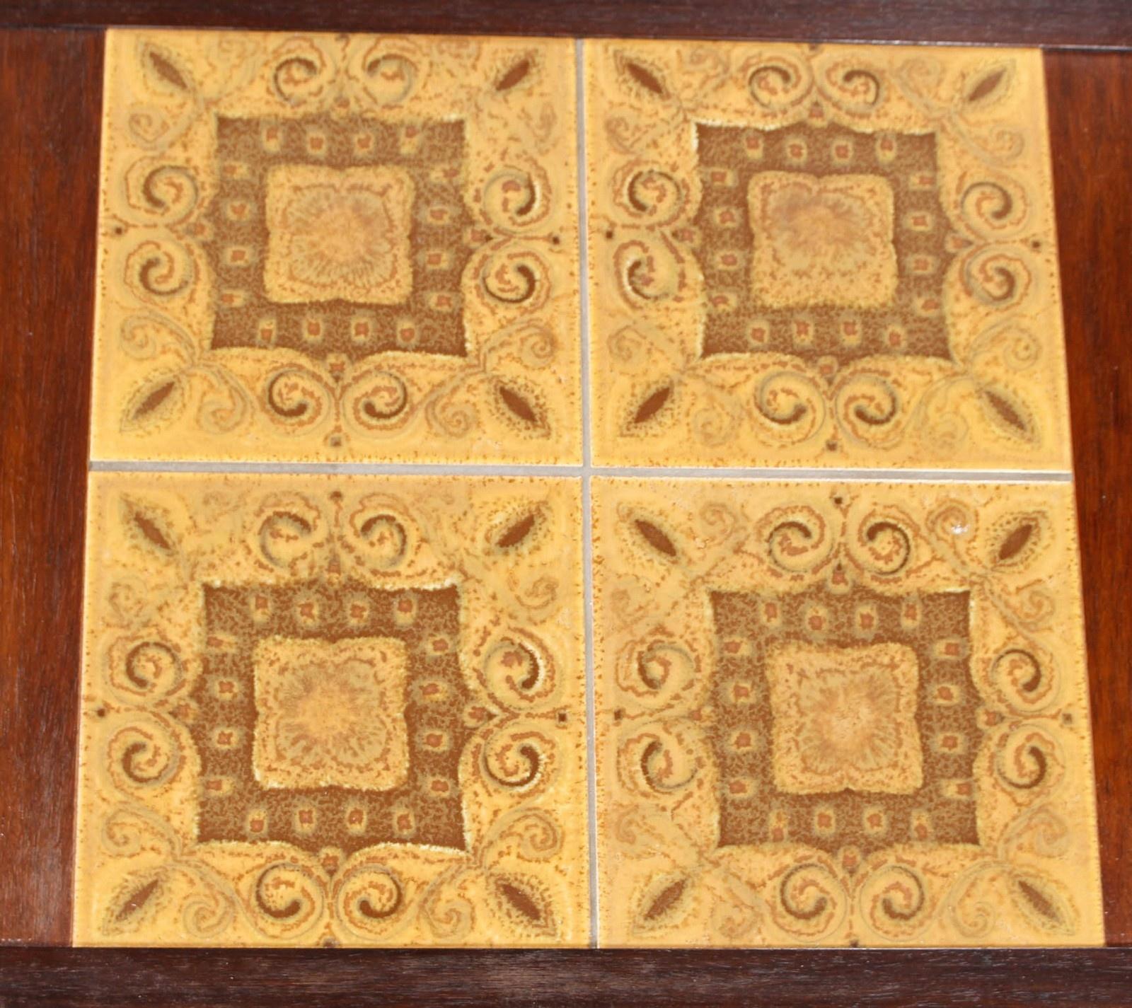 Set of Three Rosewood and Ceramic Tile Danish Modern Nesting Tables In Good Condition For Sale In Belmont, MA
