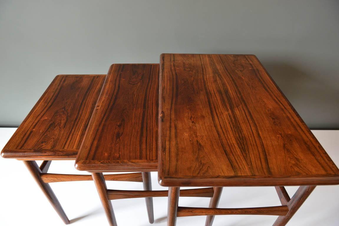 Set of Three Rosewood Nesting Tables by Poul Hundevad, circa 1960 In Good Condition In Costa Mesa, CA