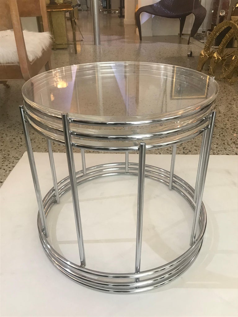 Set of Three Round, Polished Chrome Nesting Tables For Sale at 1stDibs