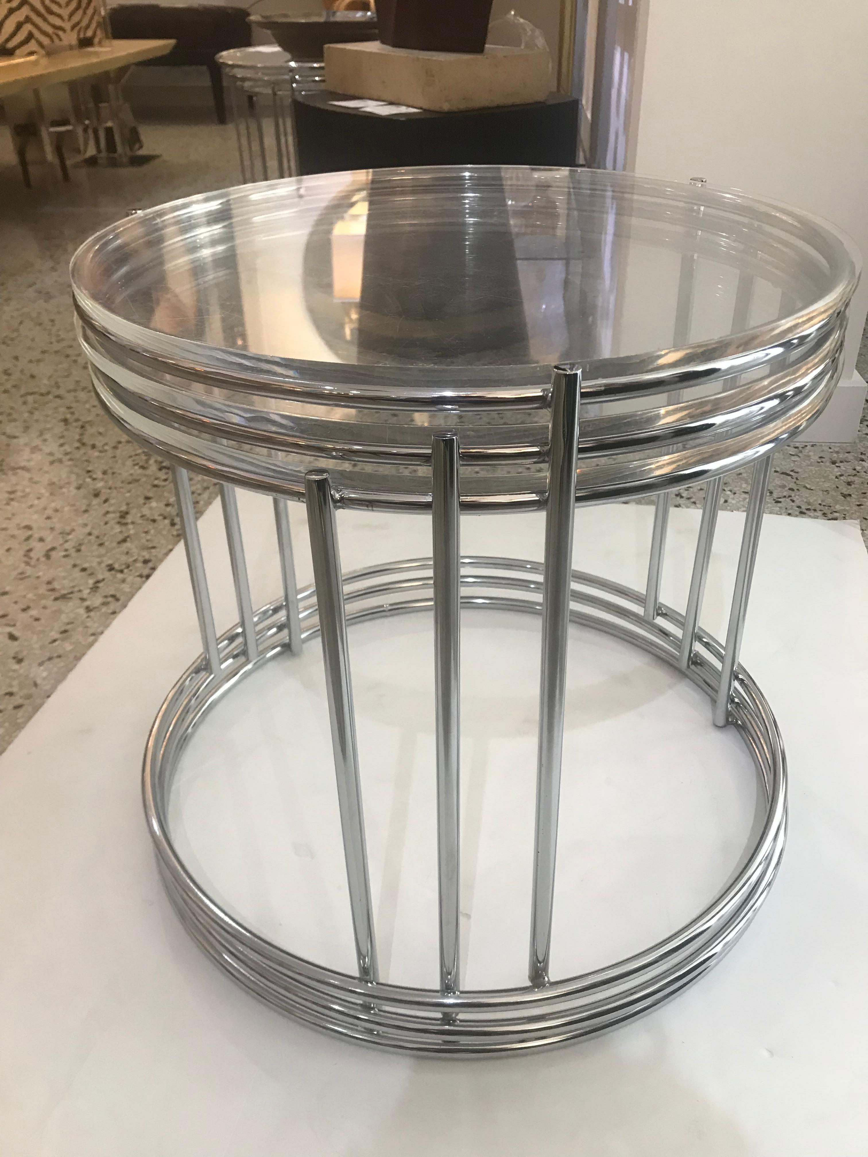 Set of Three Round, Polished Chrome Nesting Tables 1