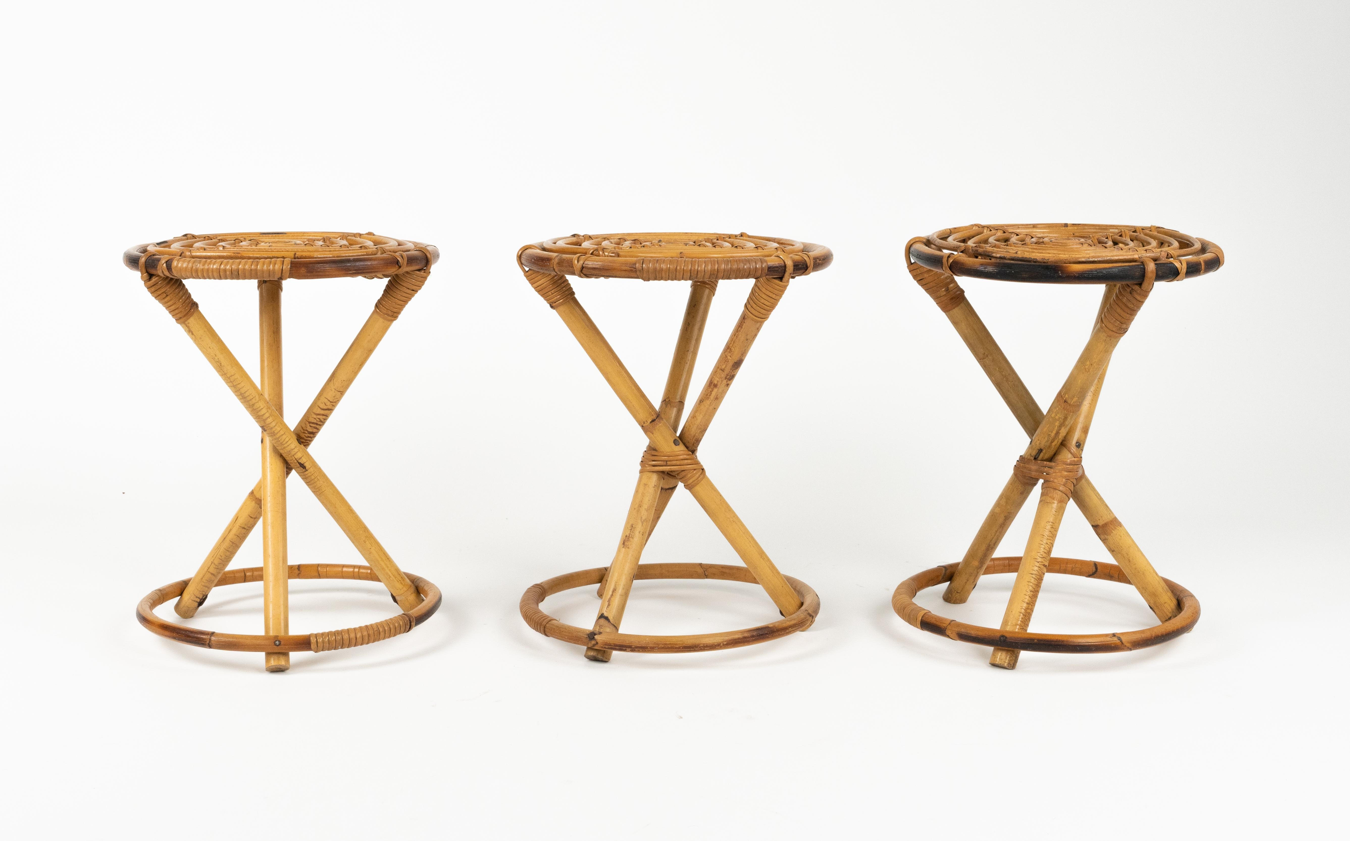 Set of Three Round Stools or Side Tables in rattan and Bamboo, Italy 1960s For Sale 3