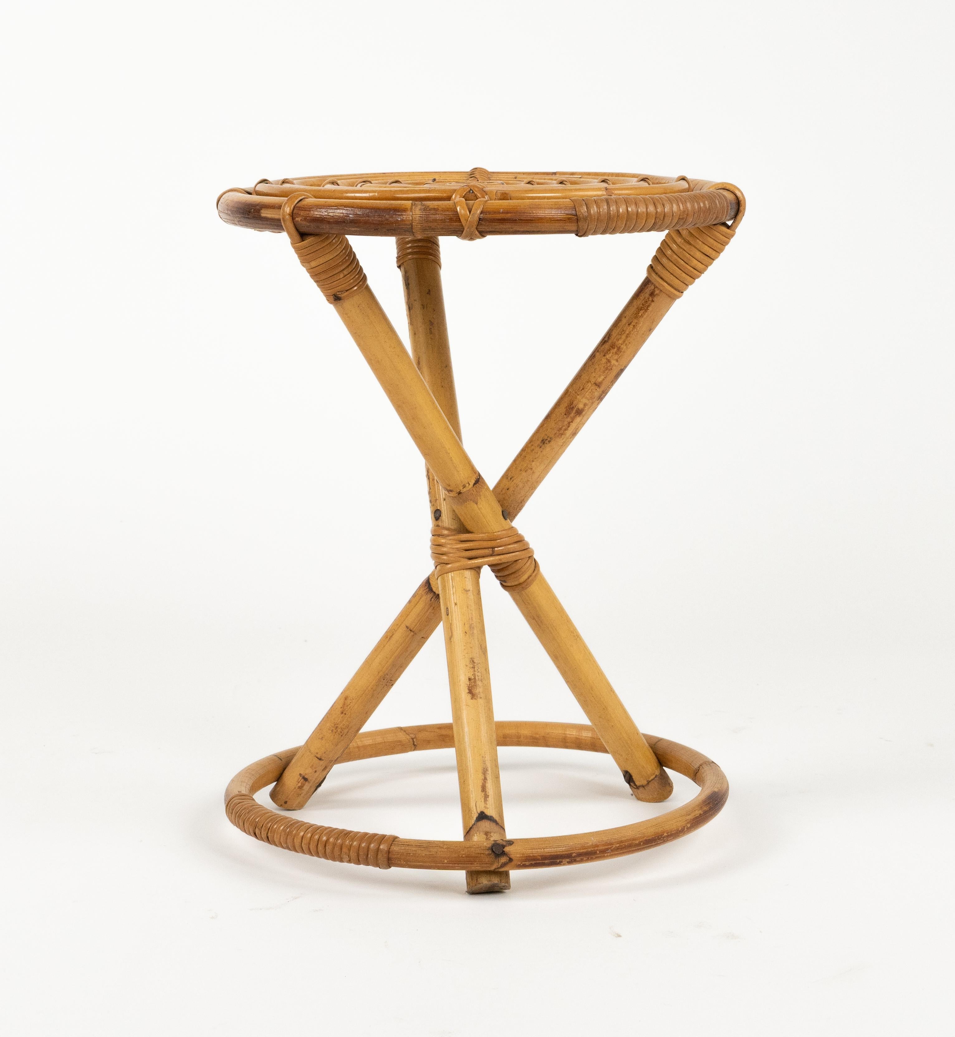 Mid-20th Century Set of Three Round Stools or Side Tables in rattan and Bamboo, Italy 1960s For Sale