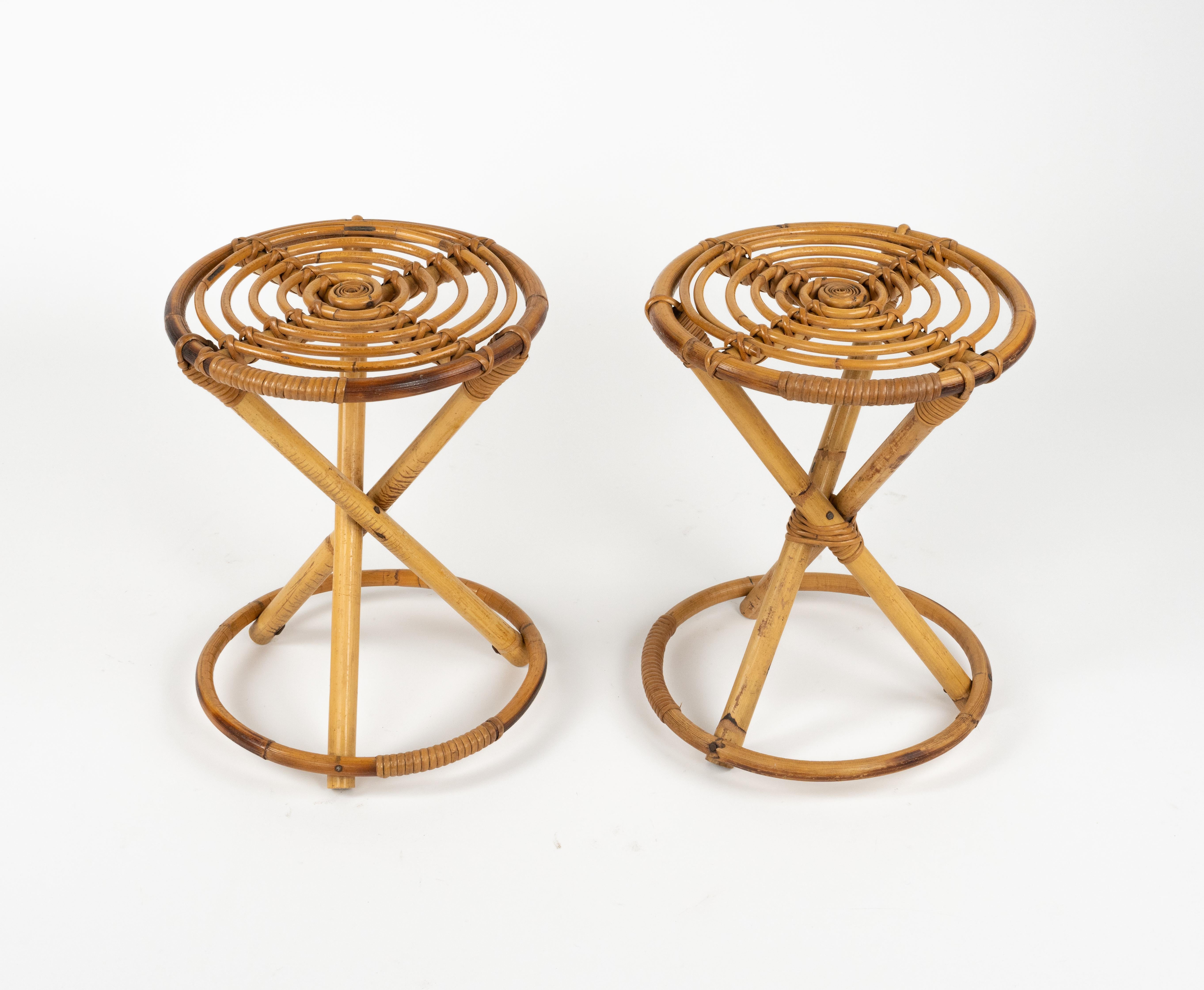 Set of Three Round Stools or Side Tables in rattan and Bamboo, Italy 1960s For Sale 2