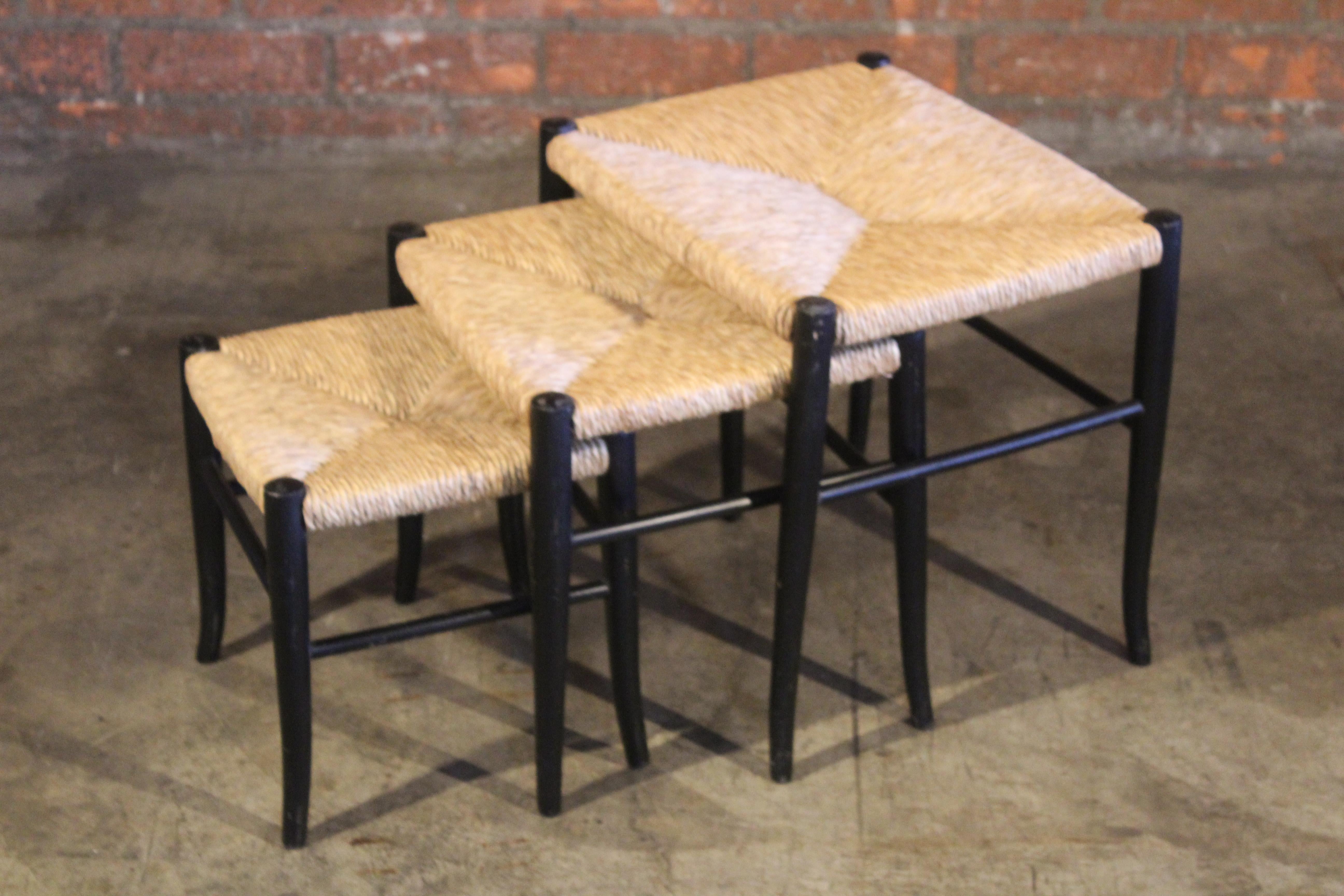 Set of Three Rush Nesting Tables, Italy, 1950s In Good Condition In Los Angeles, CA