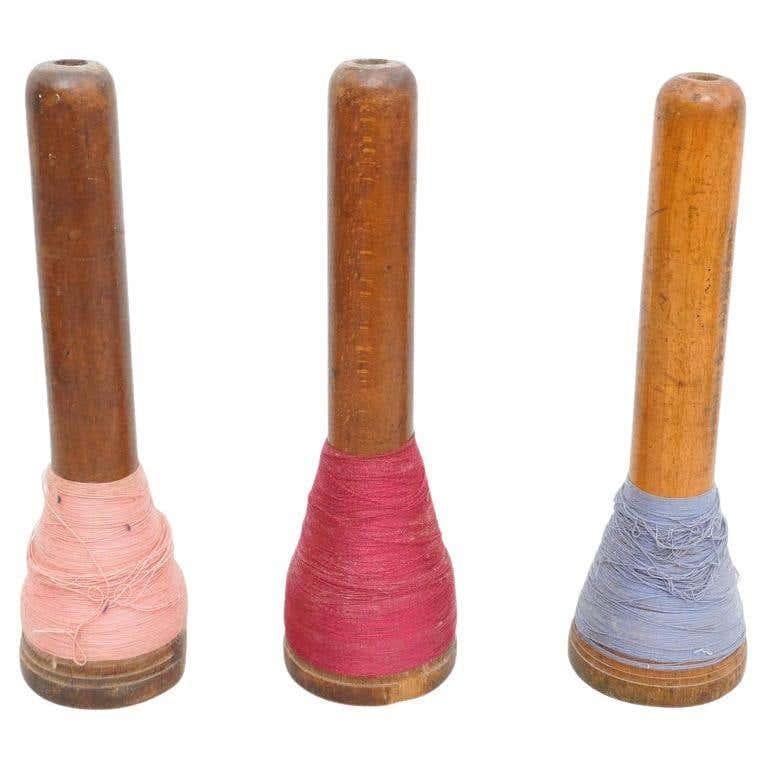 Set of Three Rustic Wooden Spools of Thread, circa 1930 For Sale 9