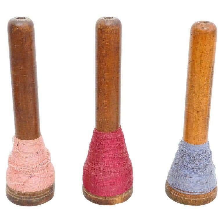 Set of Three Rustic Wooden Spools of Thread, circa 1930 For Sale 12