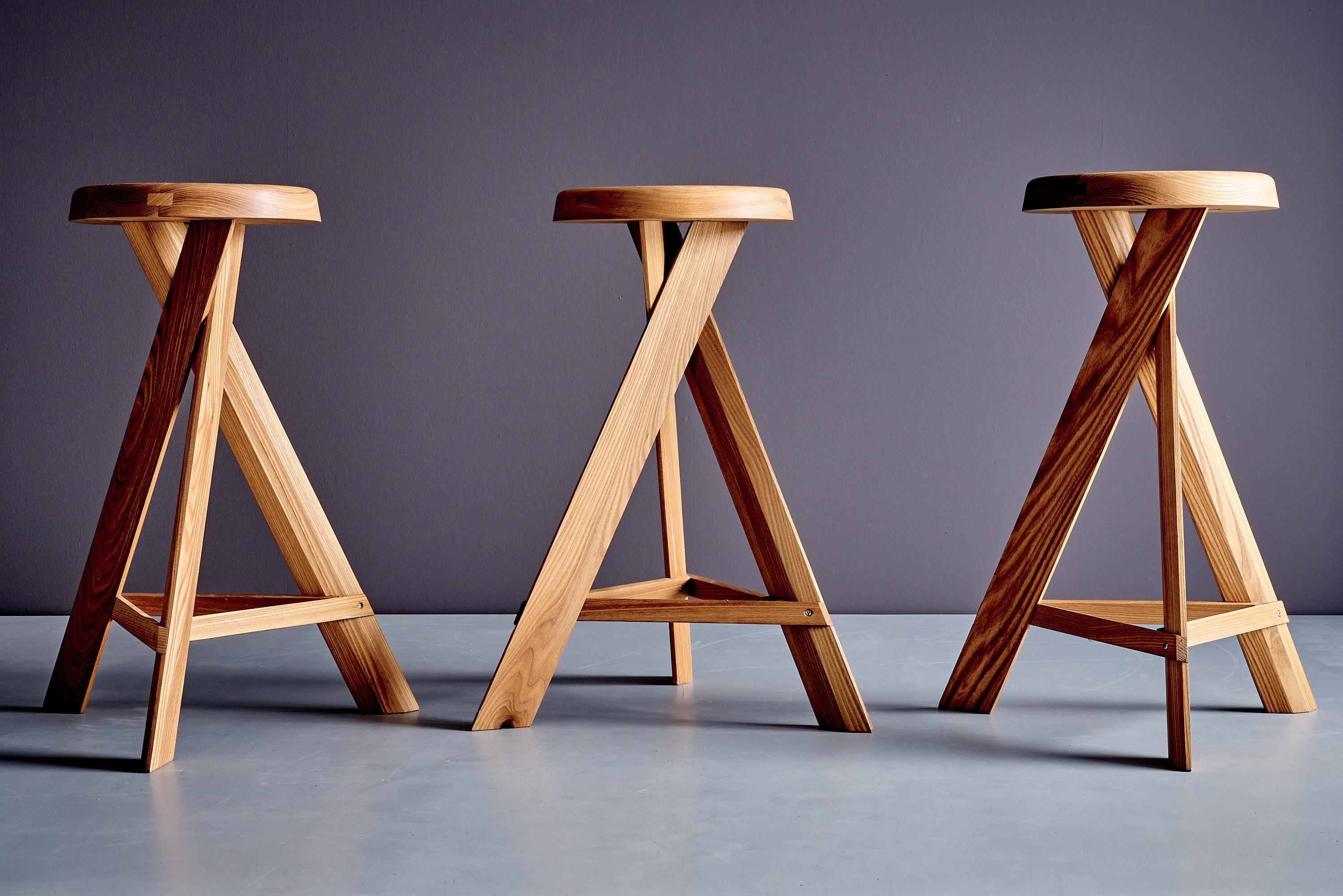 Set of three S31 C Tabouret Round Bar Stools by Pierre Chapo, France 
This remarkable stool was designed in 1974. This Set is made out of a beautiful elm wood.
It shows some very nice woodworking details that also remembers of the designs of