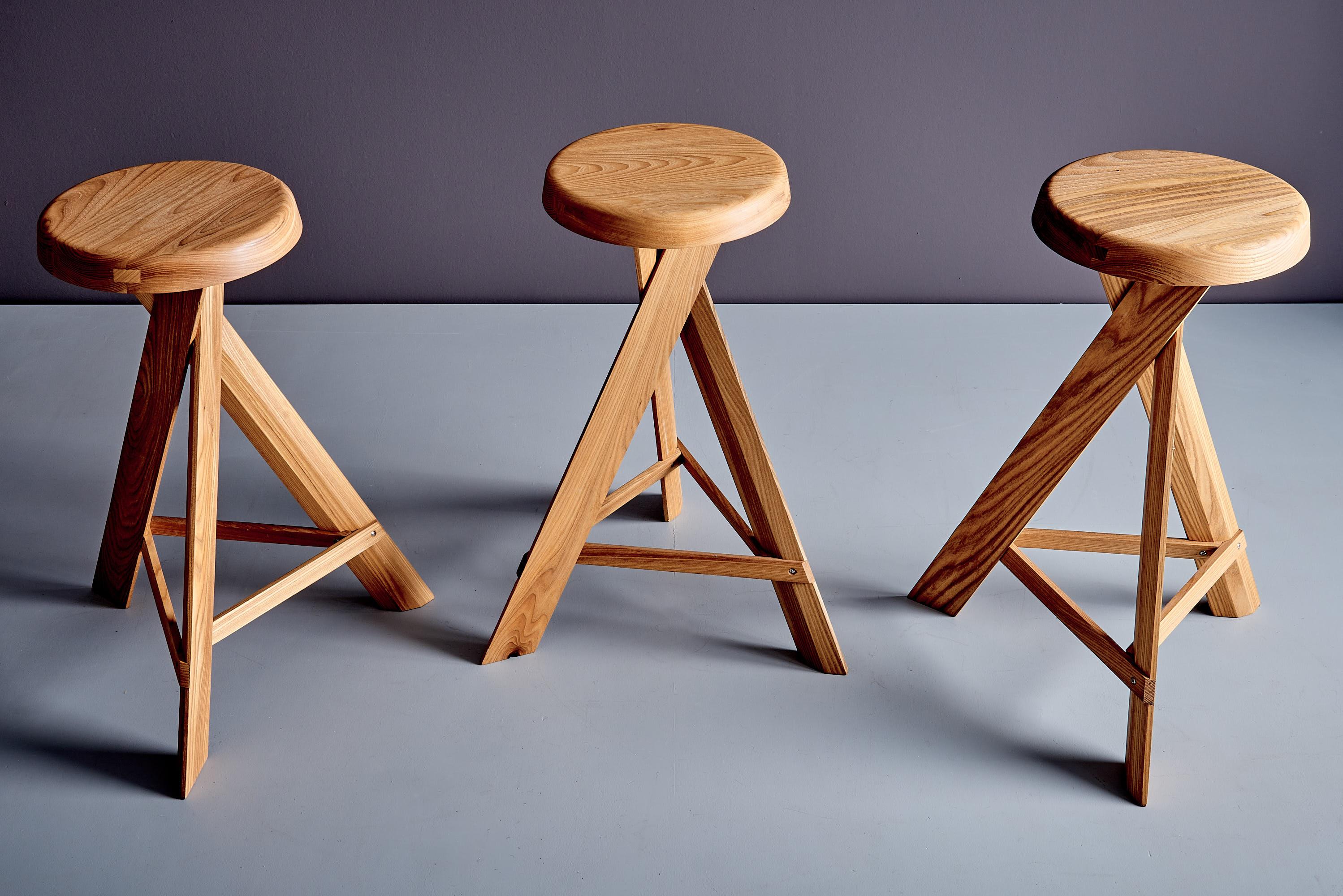 Mid-Century Modern Set of three S31 C Tabouret Round Bar Stools by Pierre Chapo, France For Sale