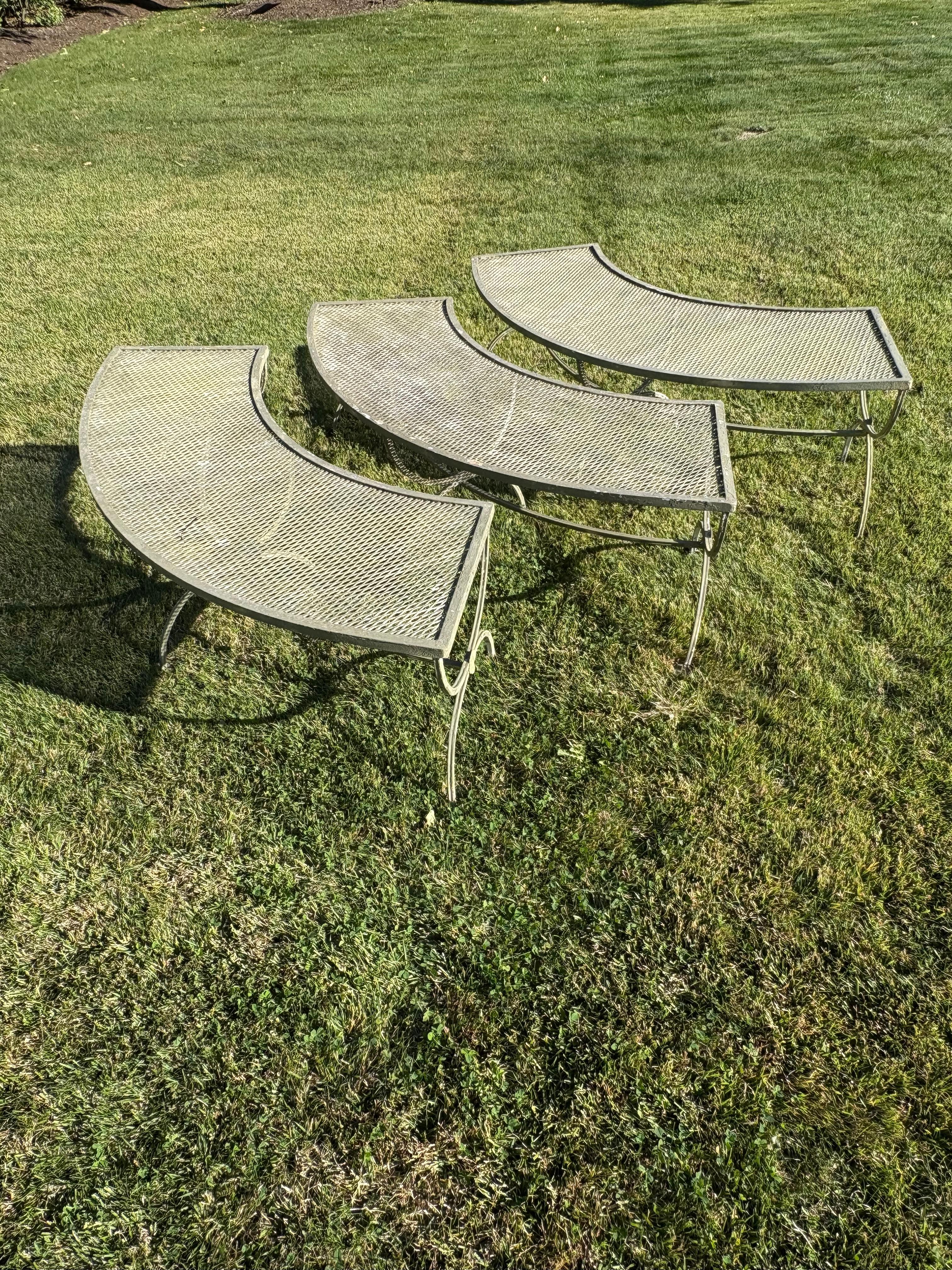 Set of Three Salterini Curved Iron and Mesh Outdoor Benches In Good Condition For Sale In New York, NY