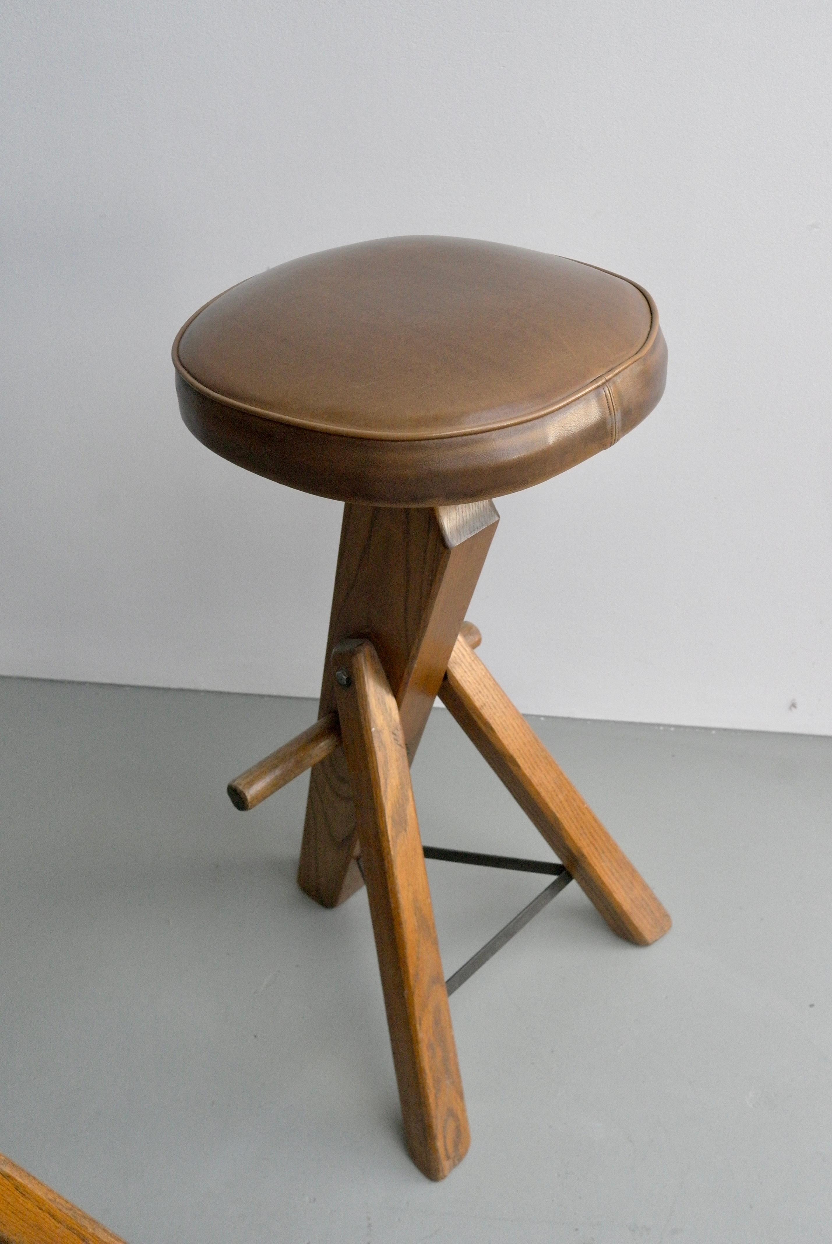 Set of Three Sculptural Oak and Metal Barstools, France, 1960s 2