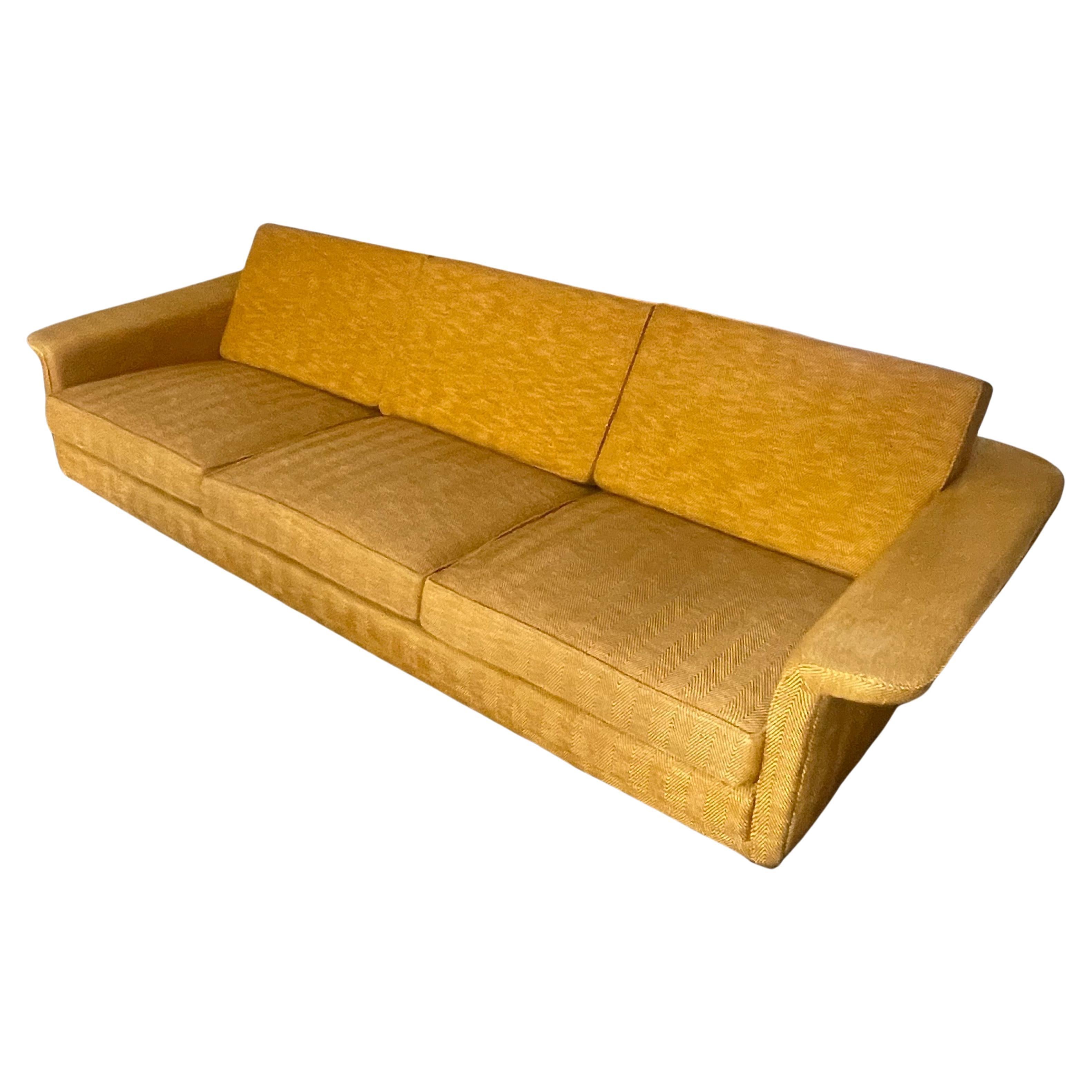 Ensemble de canapé et fauteuil à trois places en laine de couleur or en vente 4