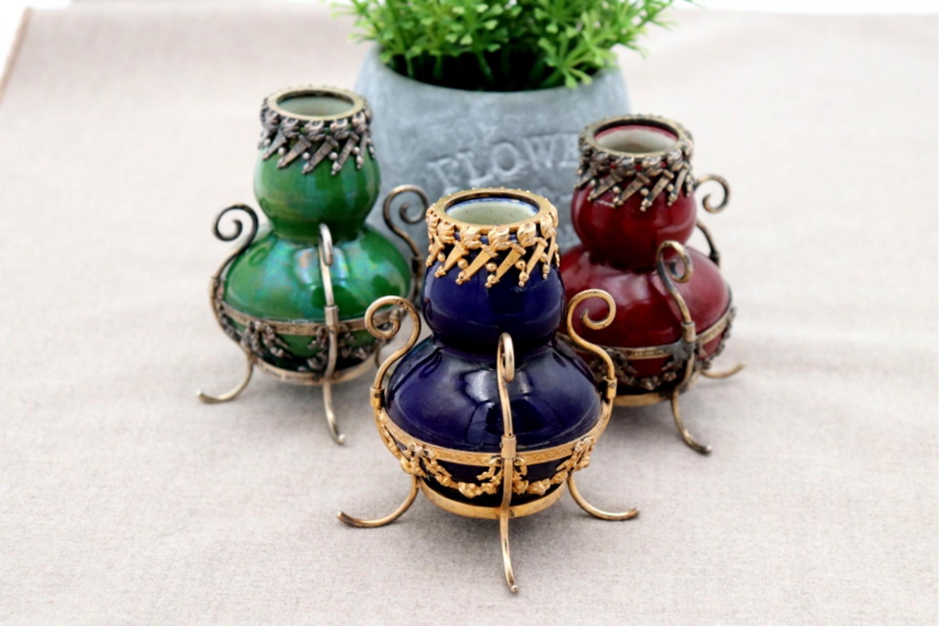 Silver Set of three small silver and porcelain jars For Sale