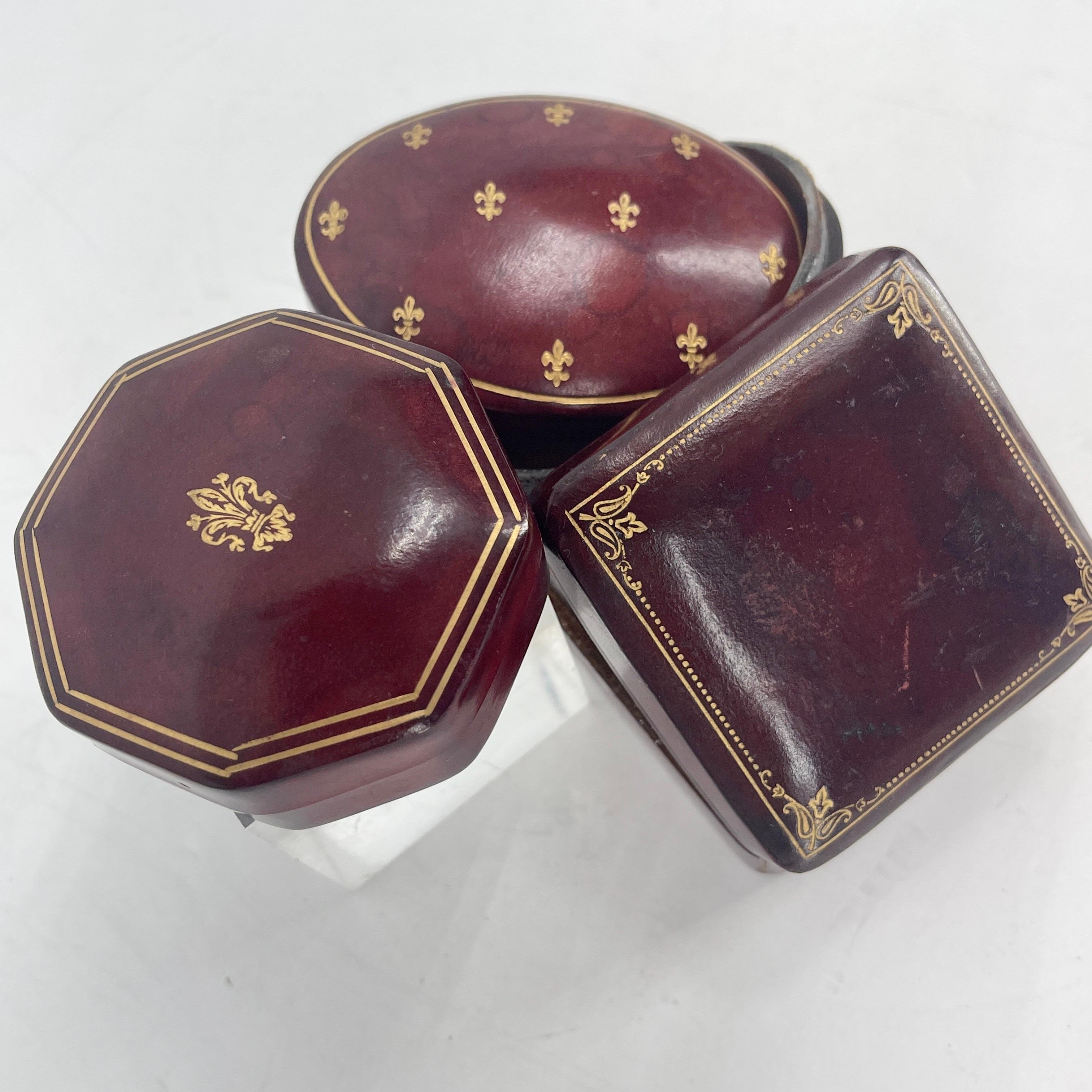 Set of Three Small Vintage Italian Red Leather Jewelry Boxes 10