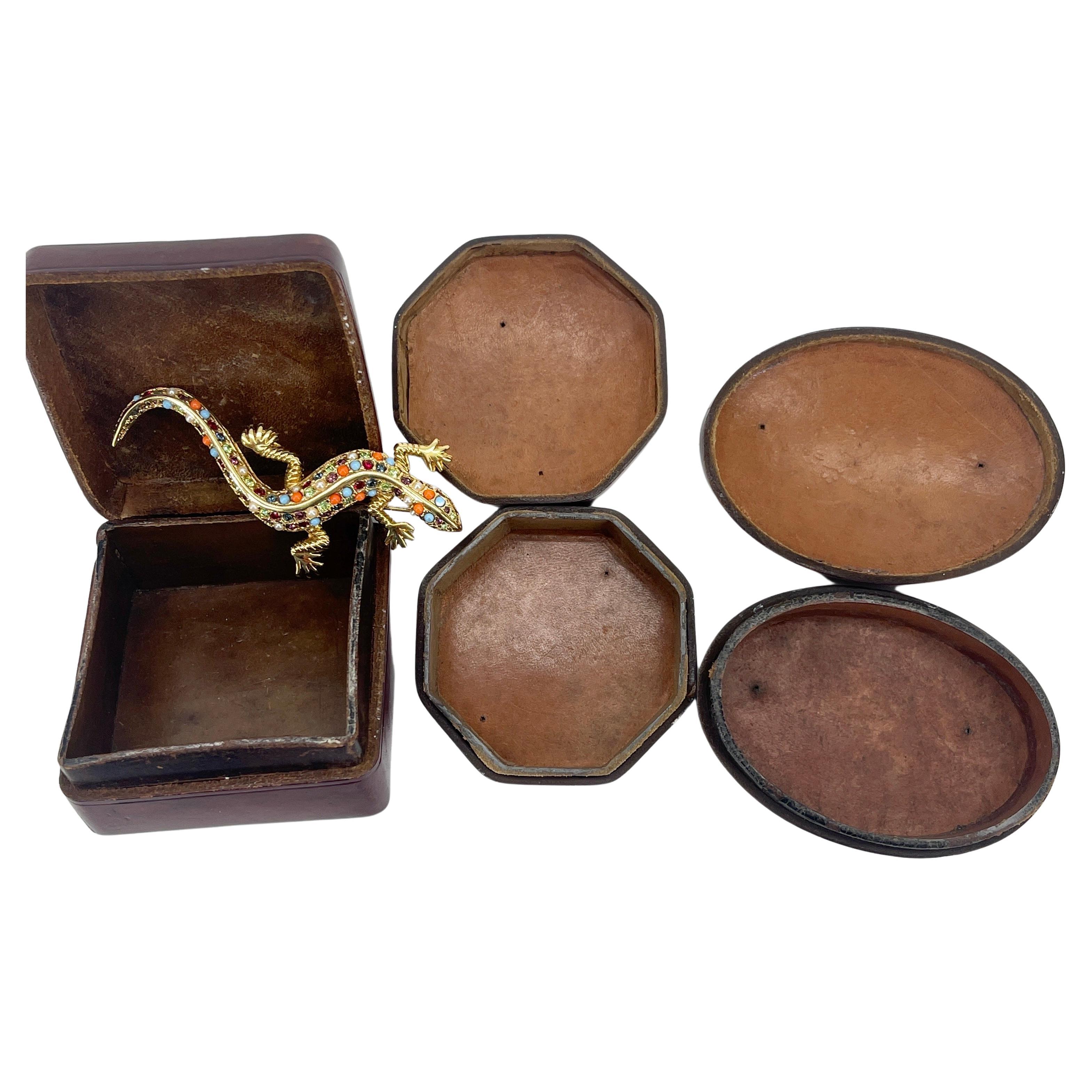 Set of Three Small Vintage Italian Red Leather Jewelry Boxes In Good Condition In Haddonfield, NJ