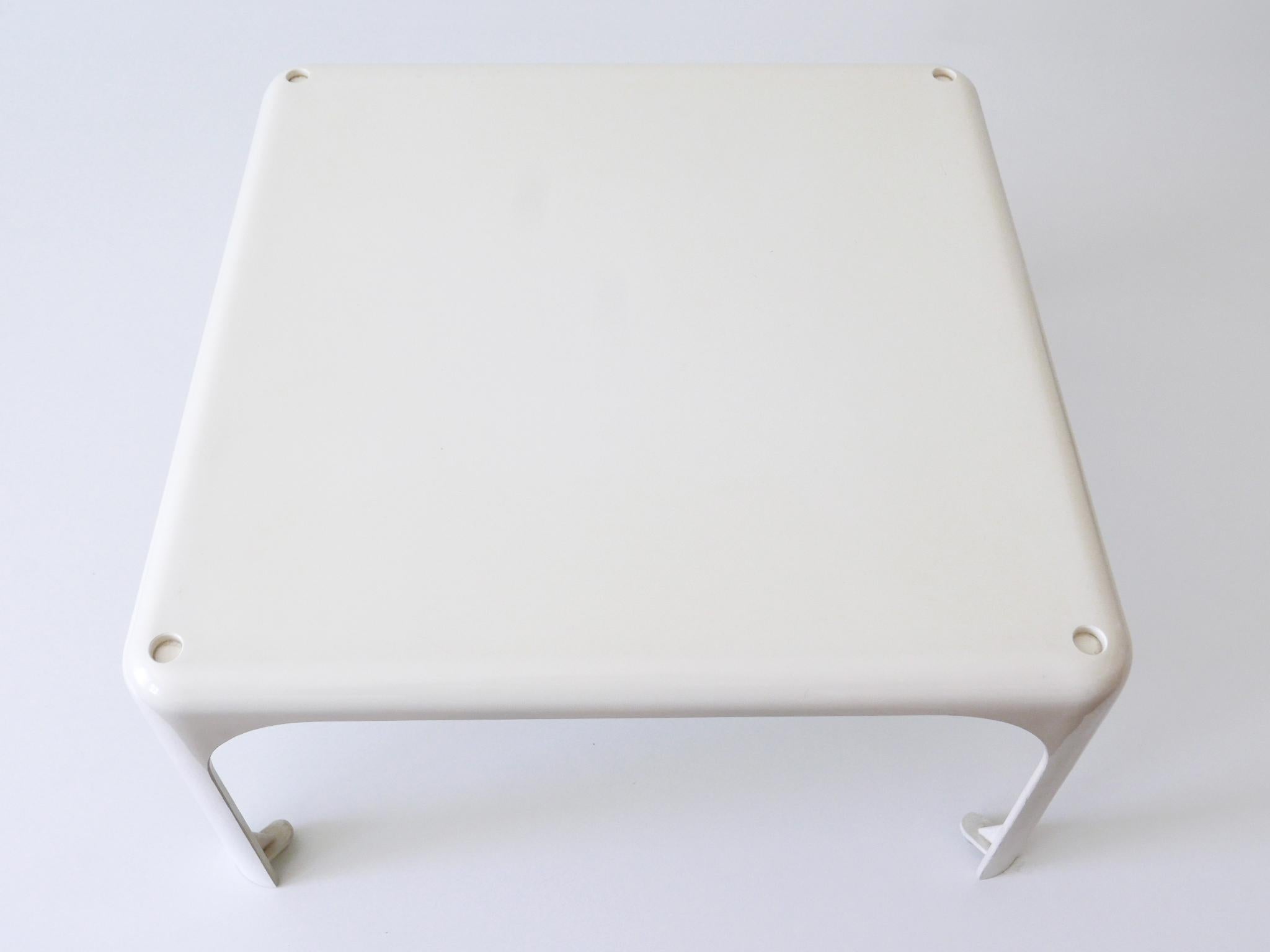 Set of Three Stackable Side Tables Demetrio 45 by Vico Magistretti for Artemide In Good Condition In Munich, DE