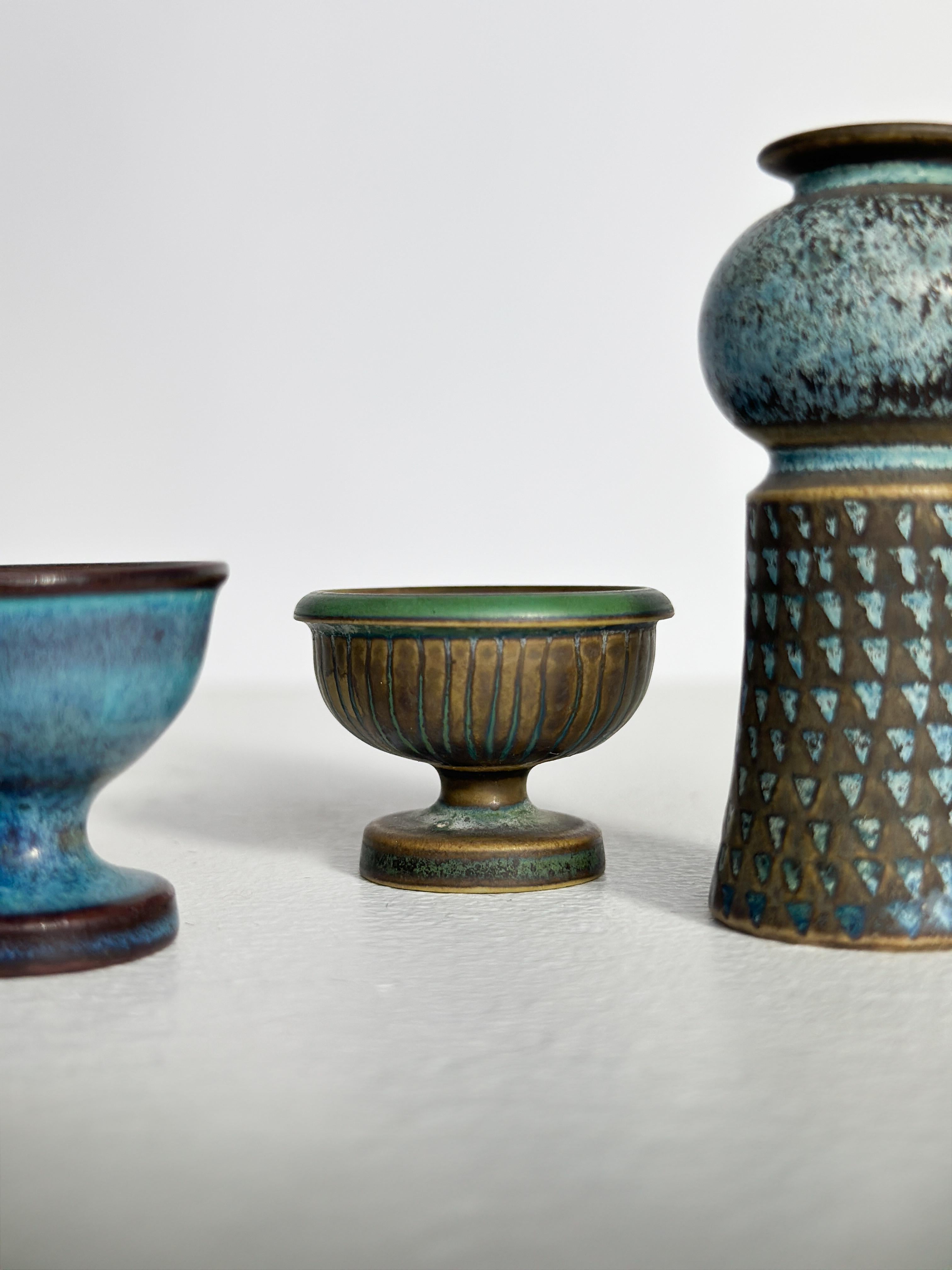 Juego de tres jarrones en miniatura Stig Lindberg Gres Gustavsberg Suecia Años 60 en venta 1