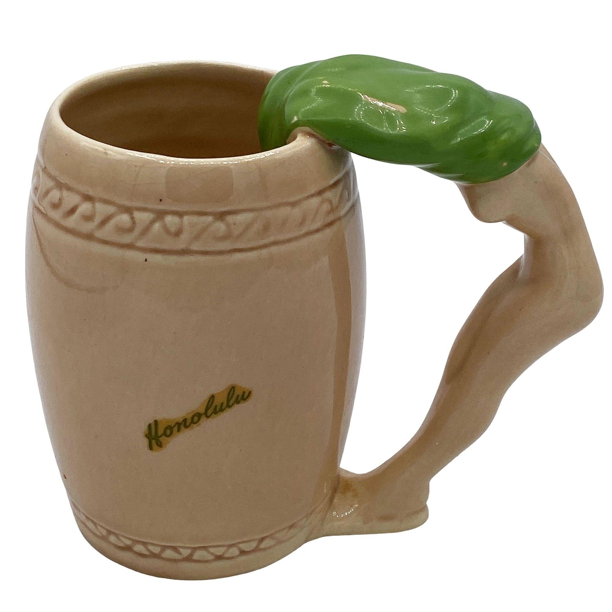 Ensemble de trois tasses en céramique 