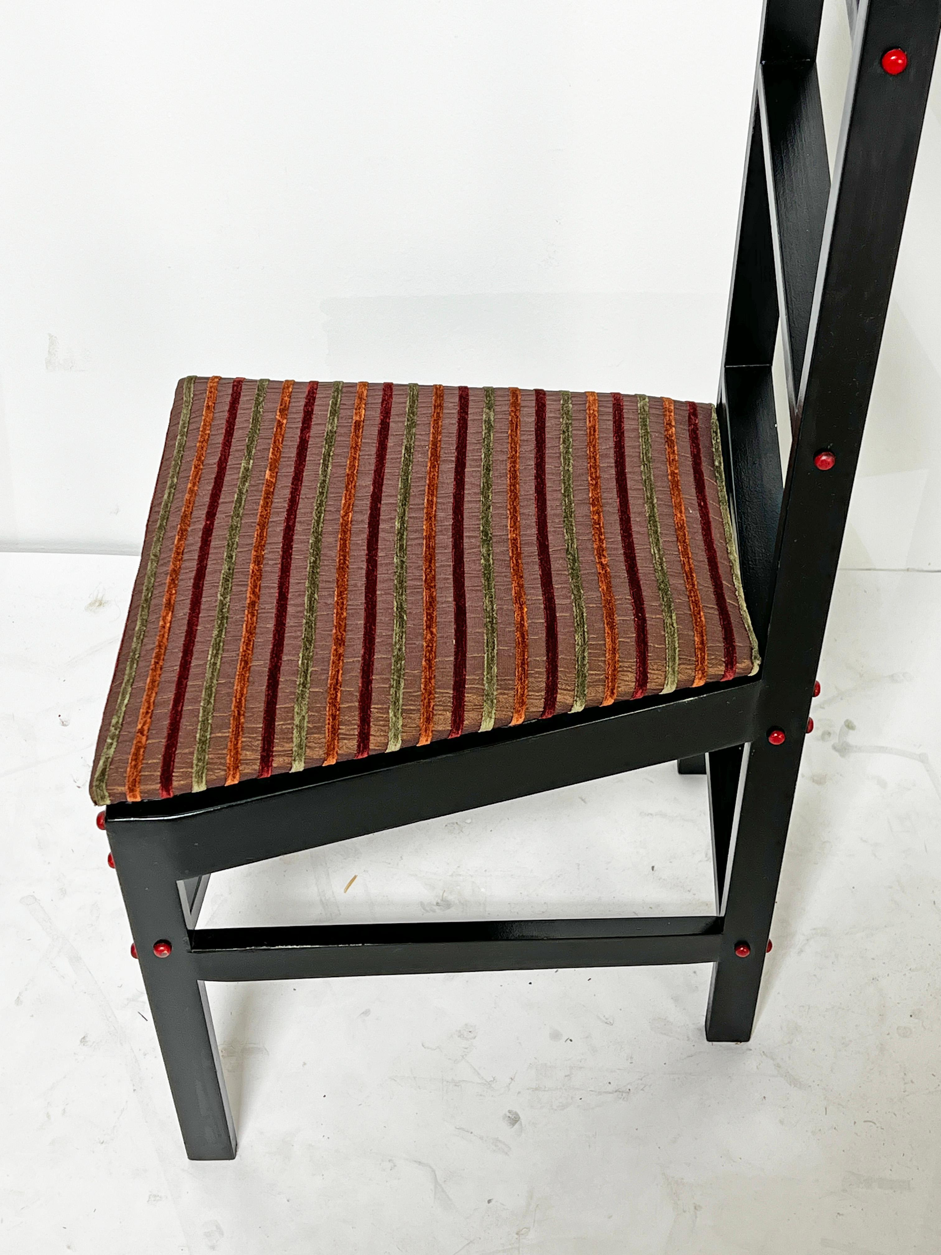Set of Three Studio Craft Post Modern Chairs signed King, d. 1993 For Sale 4
