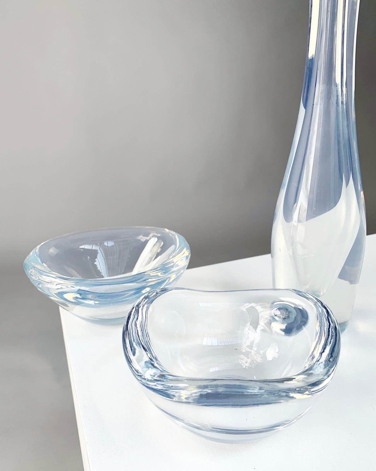 Set of Three Sven Palmqvist Crystal Vase & Bowls Selena Orrefors Sweden 1950s In Good Condition For Sale In Basel, BS