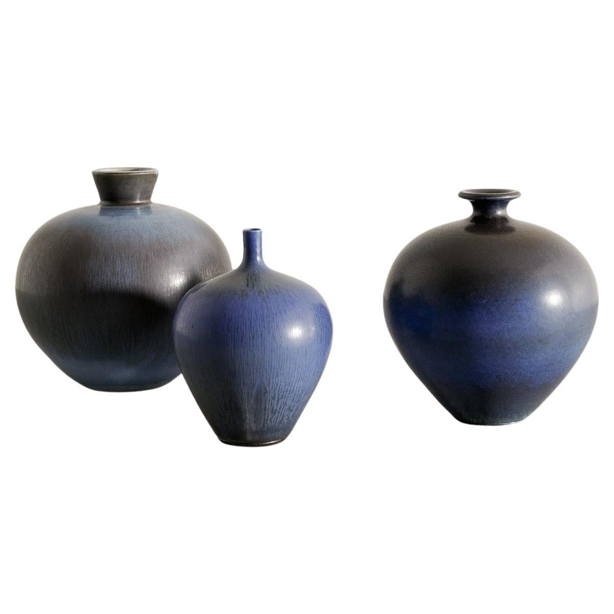 Juego de tres jarrones suecos azules de Berndt Friberg para Gustavsberg Suecia, años 1970