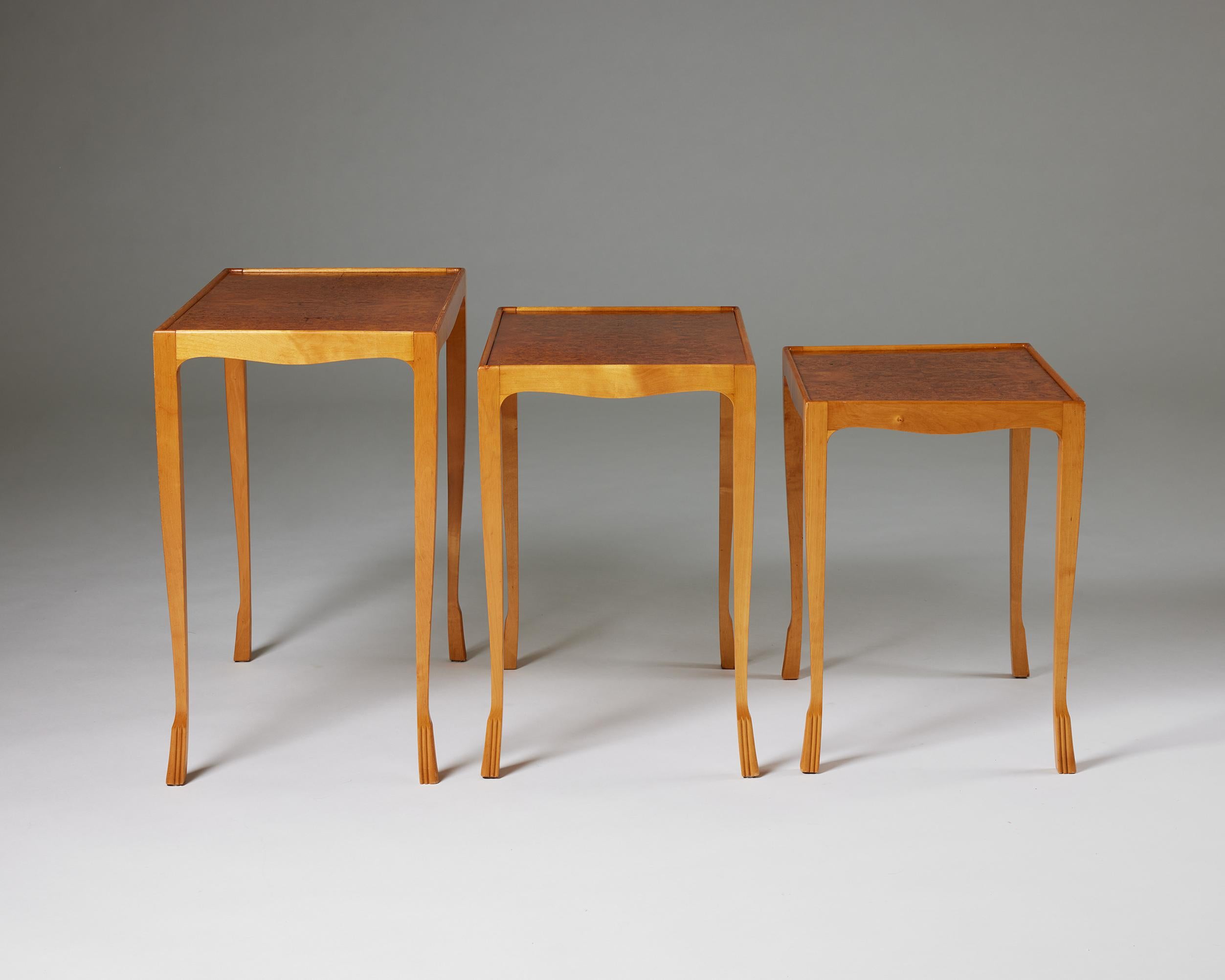 Birch Set of Three Swedish Grace Nesting Tables, Anonymous, Sweden, 1940s For Sale