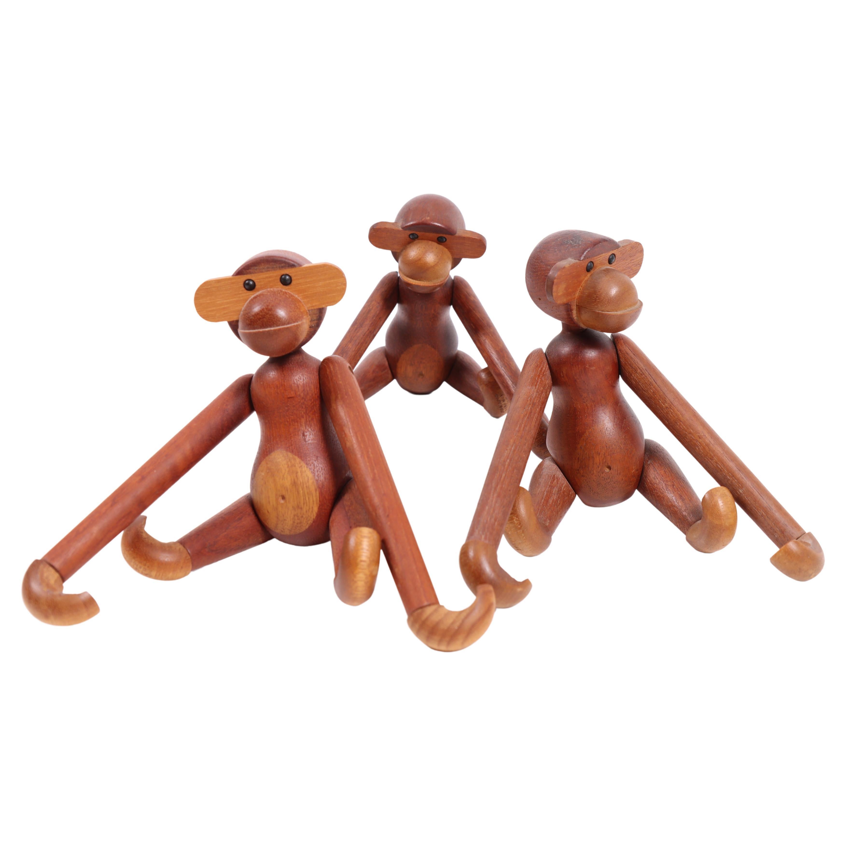 Ensemble de trois figurines en teck et bois de Limba de Kay Bojesen