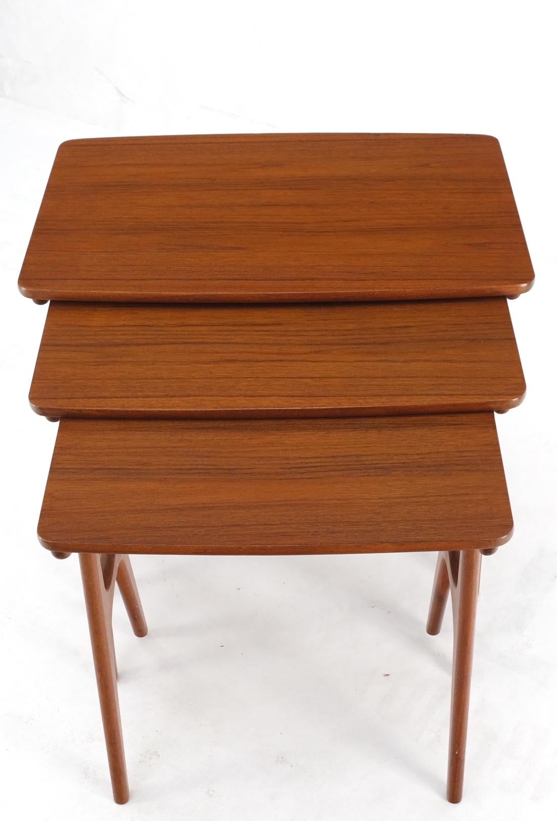 Set of Three Teak Danish Mid-Century Modern Nesting Stacking Tables Mint 10