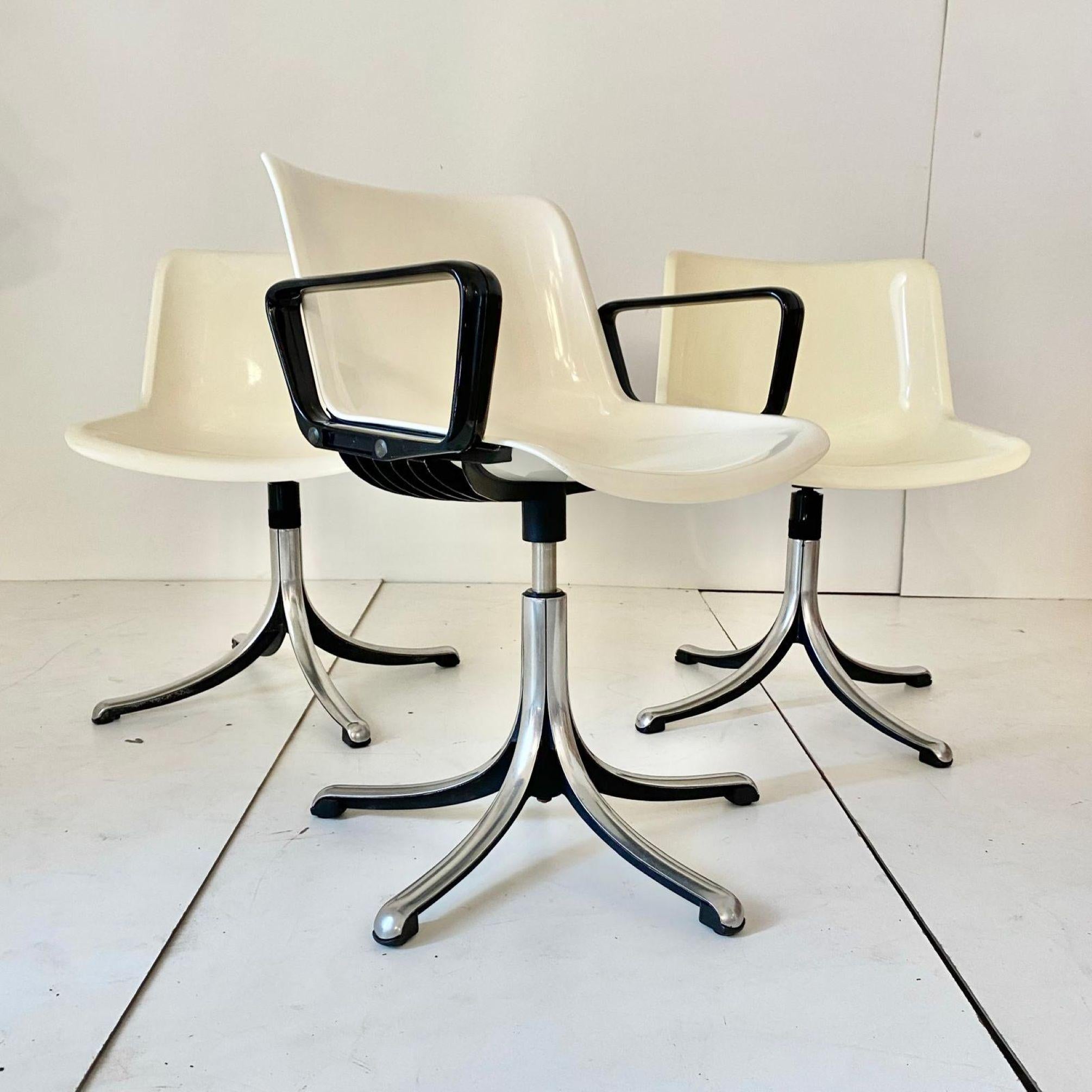 Set of Three Tecno Office Chairs, " Modul " Model, Osvaldo Borsani, Italy, 1960s For Sale
