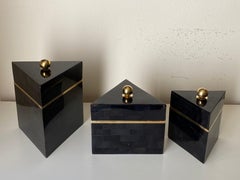 Set aus drei mosaikartigen Horn-Schmuckkästchen