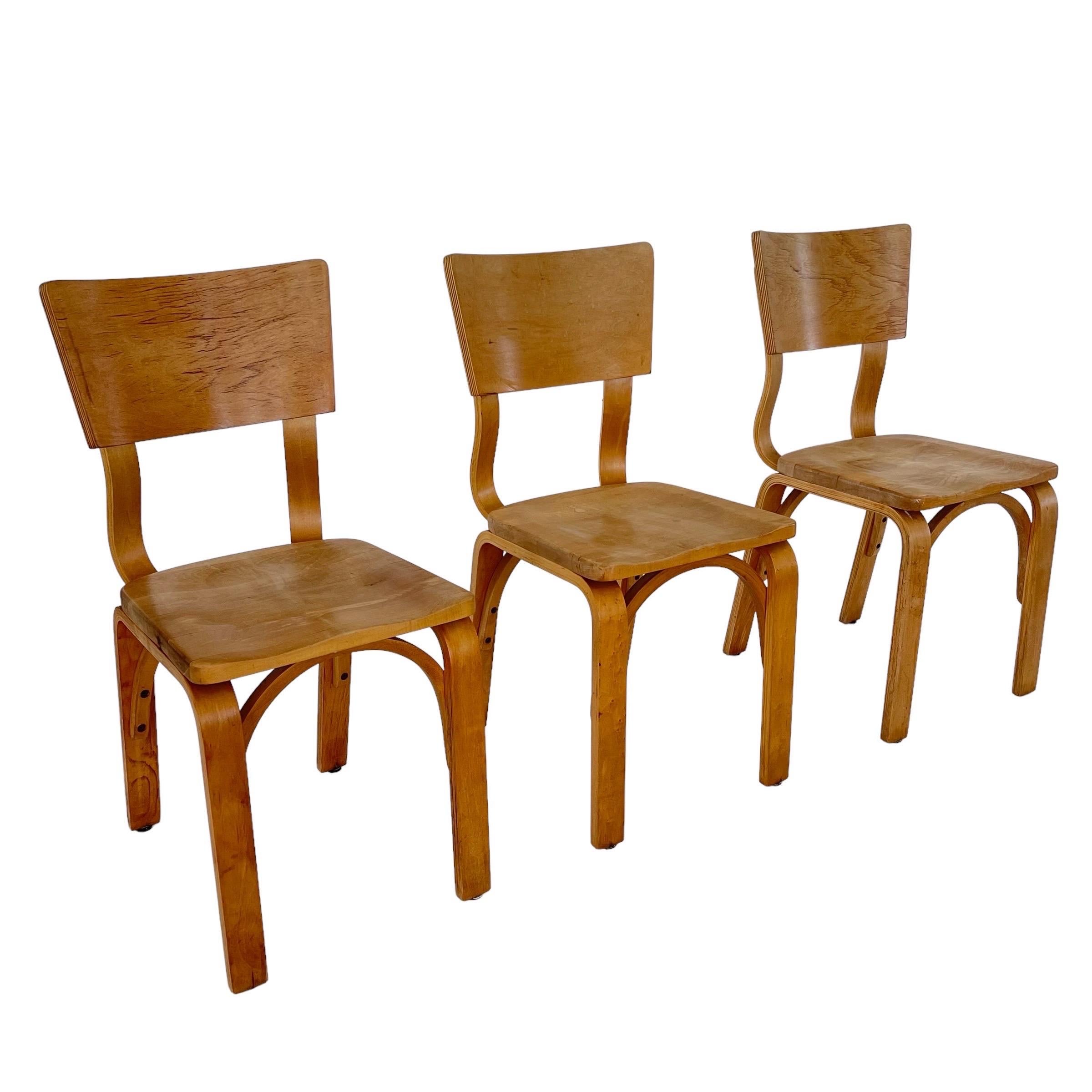 Set of Three Thonet 1216-S17-B1 Bent Plywood Saddle Seat Dining Chairs, 1940s