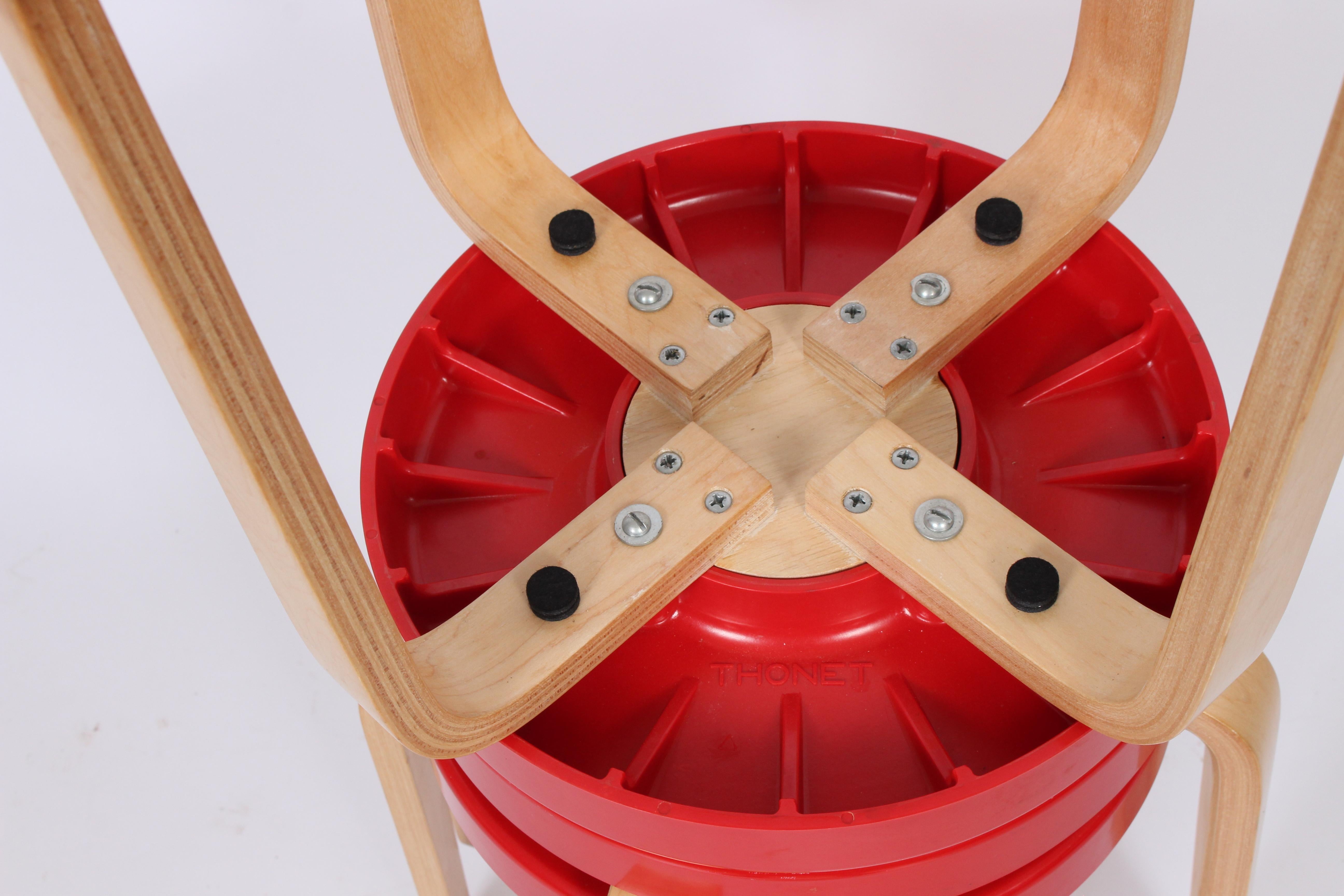 Set of Three Thonet Red Bakelite Stacking Stools, 1930s 2