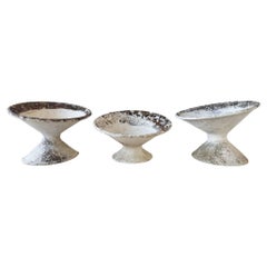 Vintage Set of three Tilted Concrete Planters by the Swiss Architect Willy Guhl, 1950s