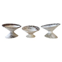 Vintage Tilted Concrete Planter by the Swiss Architect Willy Guhl, 1950s (2 available)