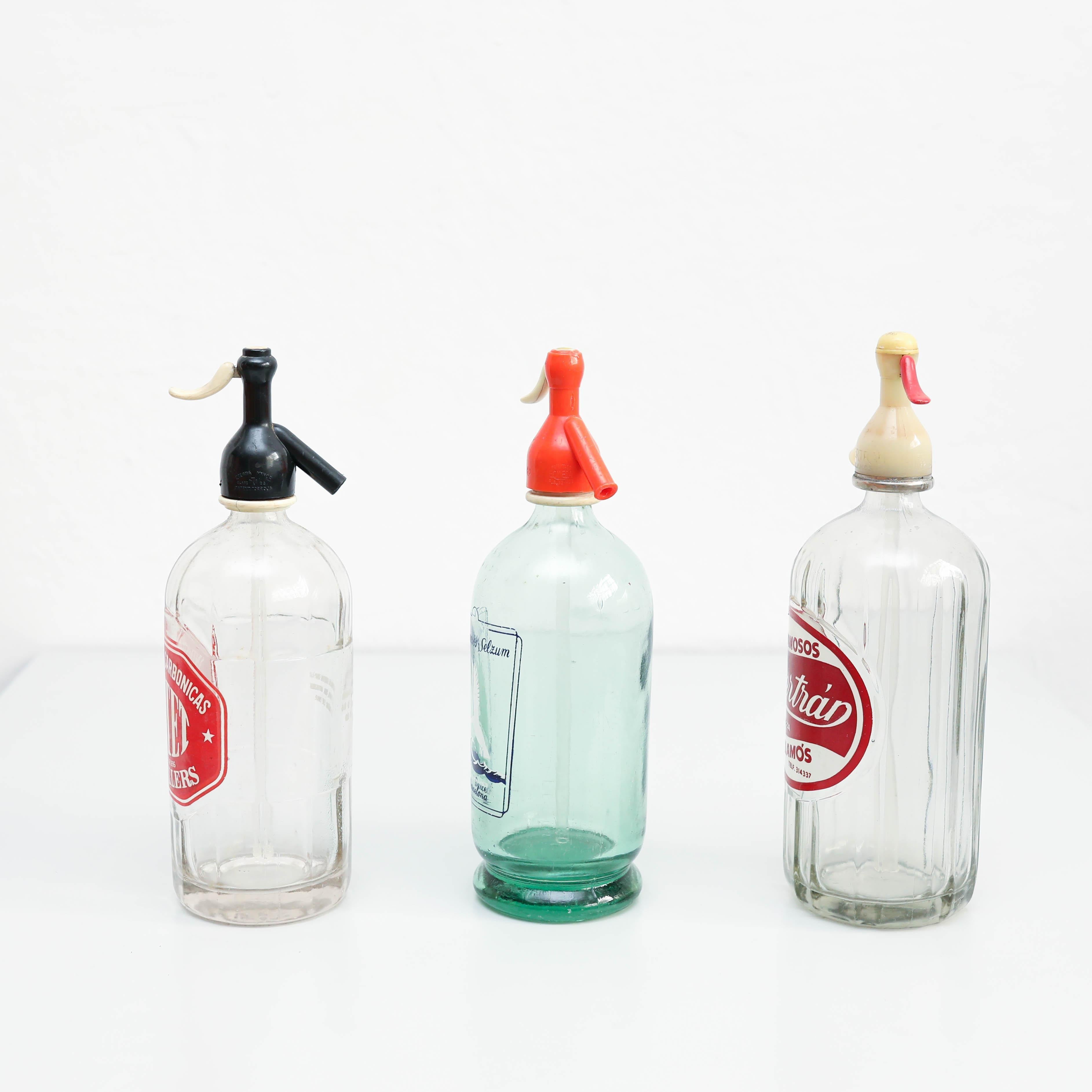 Juego de tres sifones de soda tradicionales catalanes de época, hacia 1990 Rústico en venta