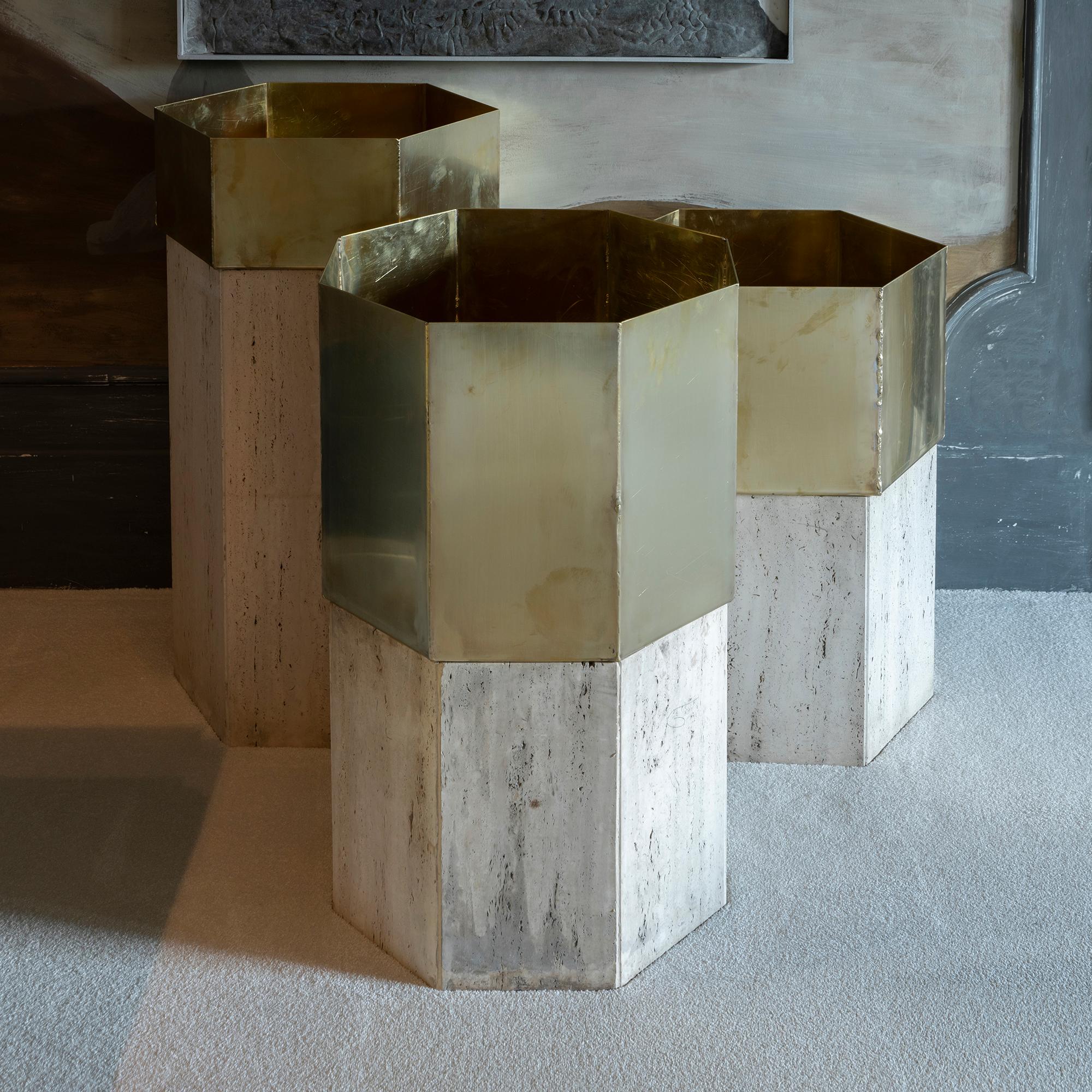 Set of three travertine and natural brass planter, perfect condition and vintage patina, measurements are: tall one cm 52 x 45 x H 90, medium one cm 51 x 53 x H 80, short one cm 52 x 45 x H 70, Italy, circa 1970s.