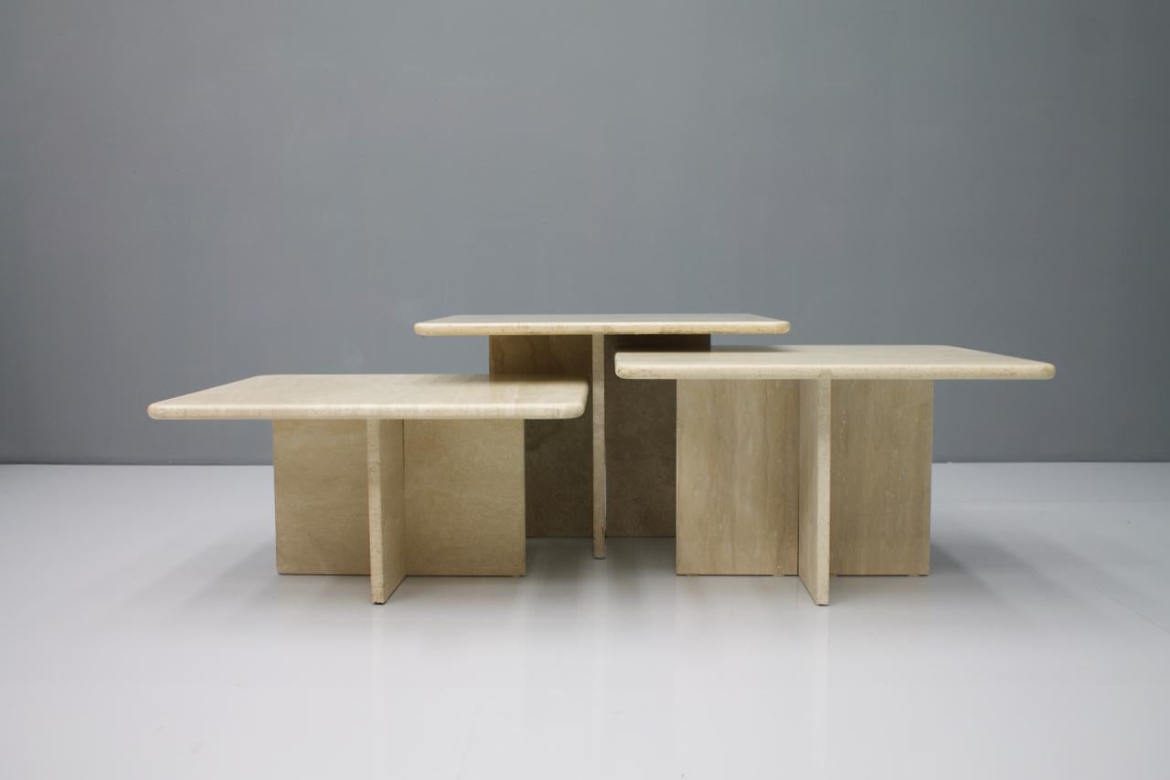 Set of three travertine side or coffee Tables, Italy, 1970s
 

Measures: 
1 x W 23.6 x D 23.6 in. x H 15.7 in. 
1 x W 23.6 x D 23.6 in. x H 14 in. 
1 x W 23.6 x D 23.6 in. x H 12 in. 


1 x 60 x 60 x 40 cm 
1 x 60 x 60 x 35.5 cm 
1 x 60 x 60 x 30.5