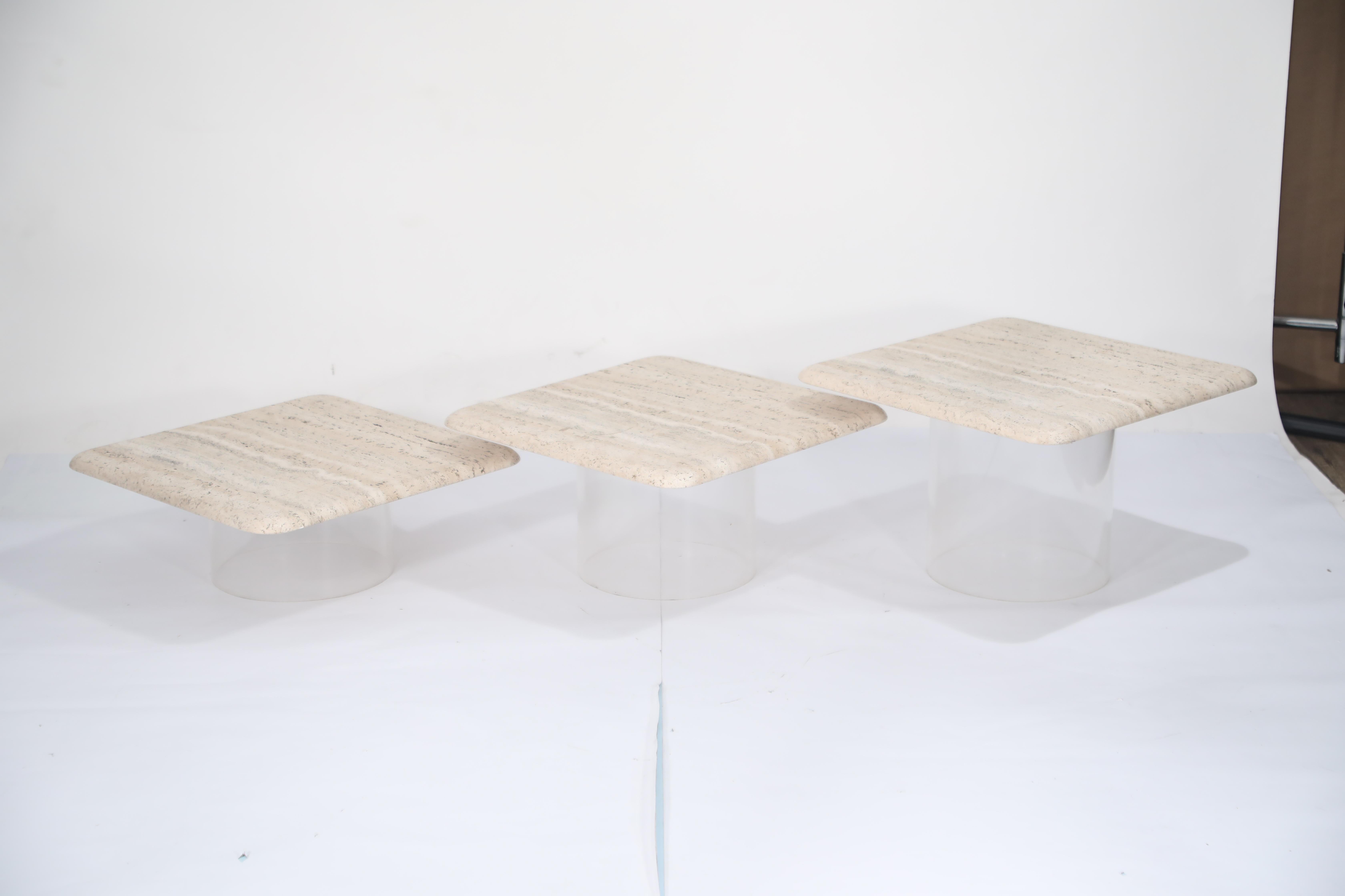 Set of Three Travertine Tables with Cylindrical Lucite Bases, circa 1970s In Excellent Condition In Los Angeles, CA
